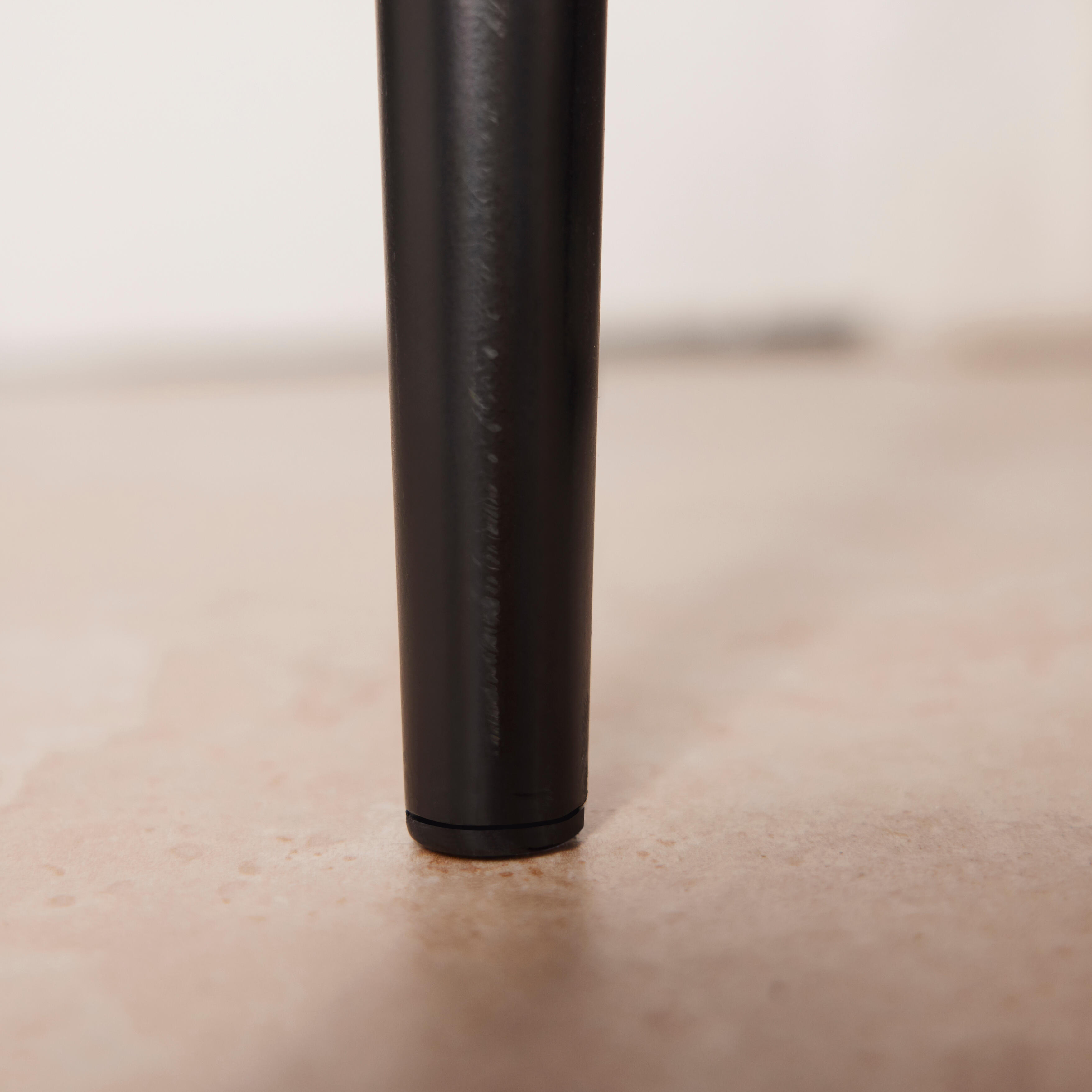 Lot de 4 embouts de meuble rond pvc noir, Diam.24 mm H.17.6 mm - 6