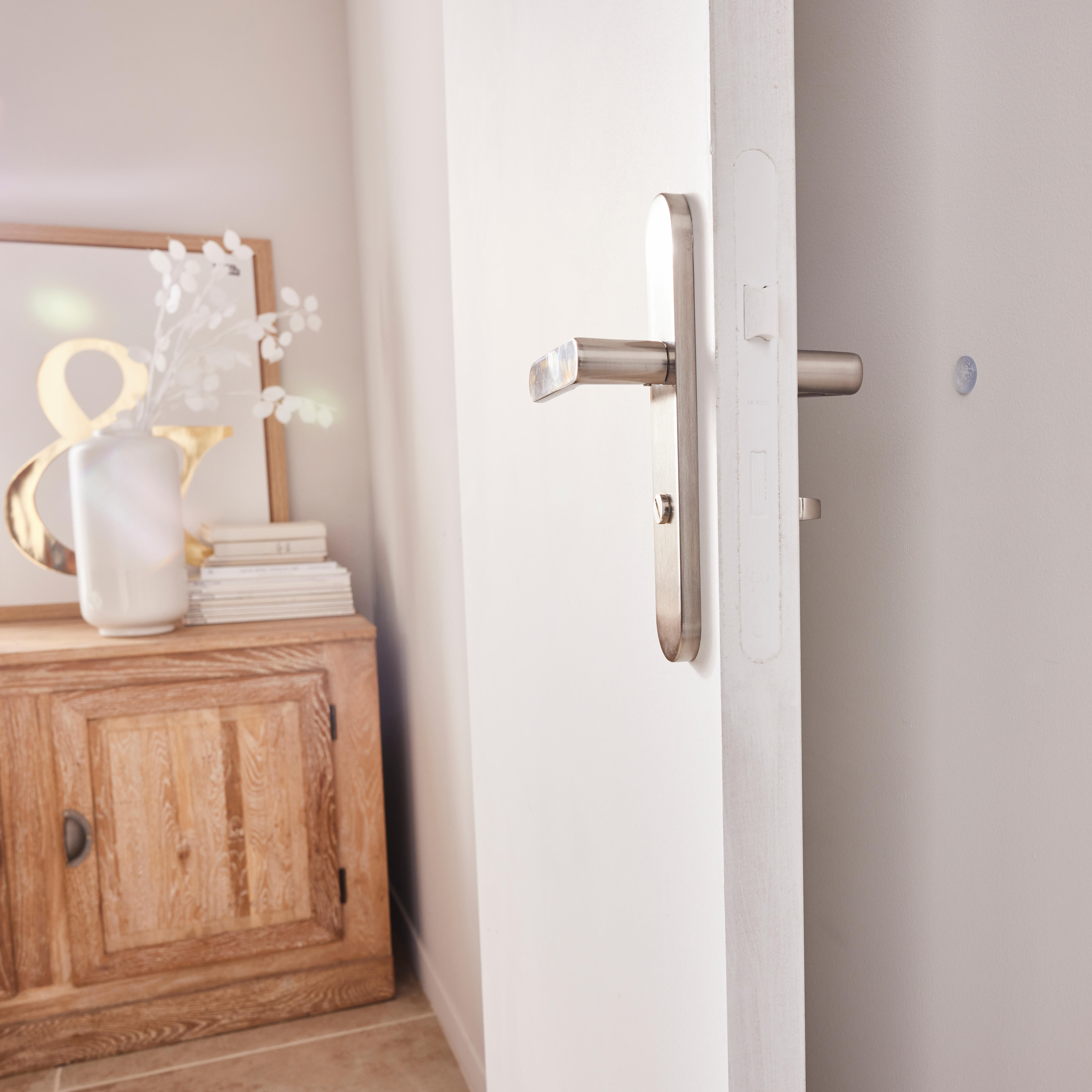 Odbojnik samoprzylepny do mebli 19 mm 12 szt. Standers - 2