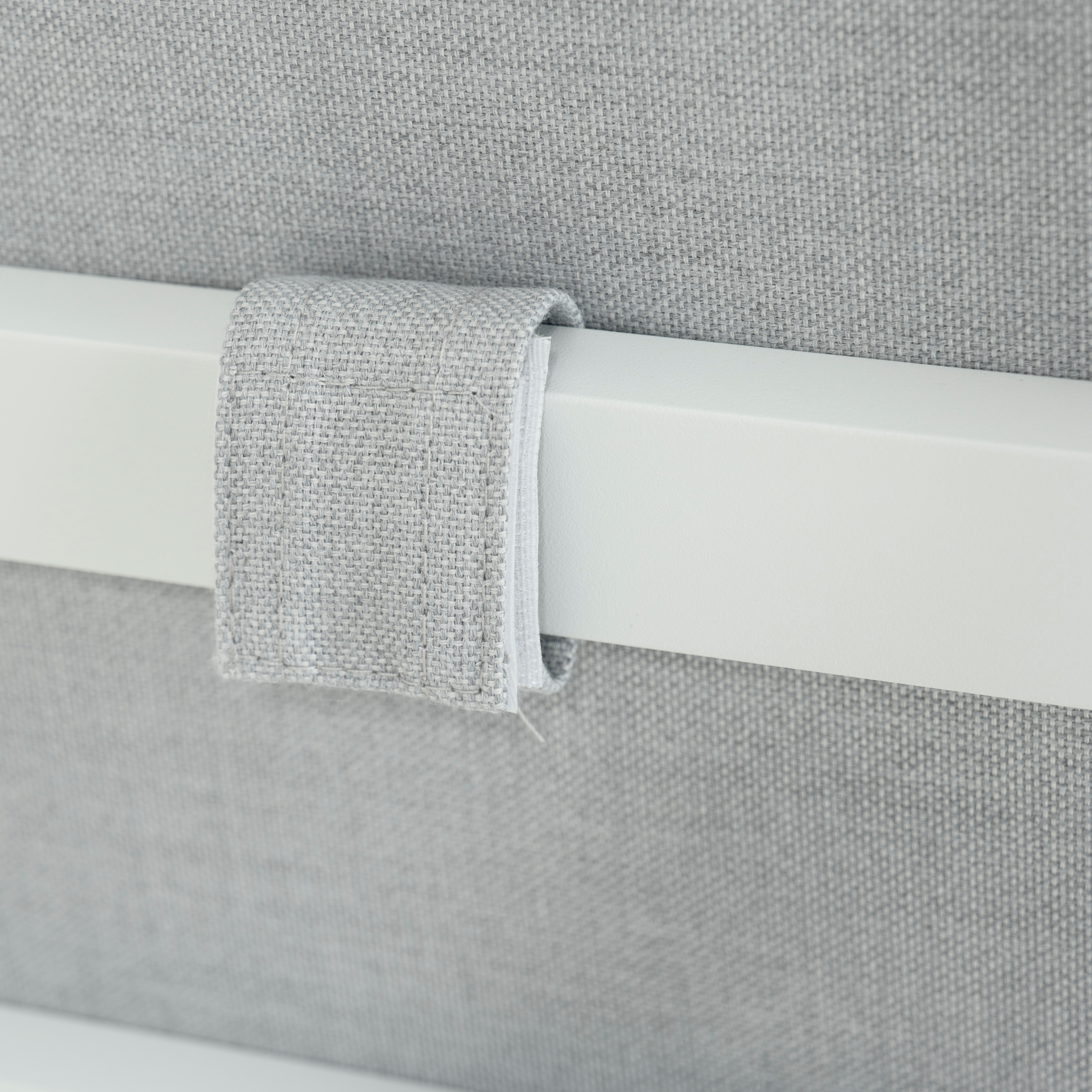 Poltrona de jardim com almofada branca Naterial Athena - 17
