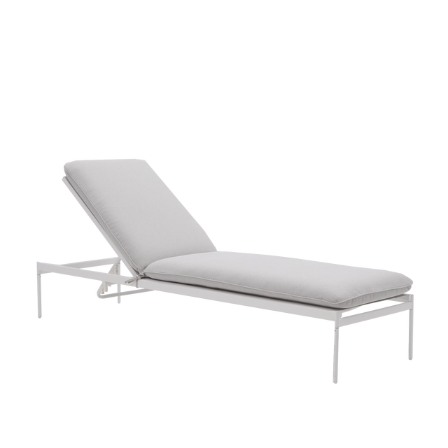 Lettino con cuscino Sigma NATERIAL in acciaio e cuscino beige 59 x 30 x 197 cm