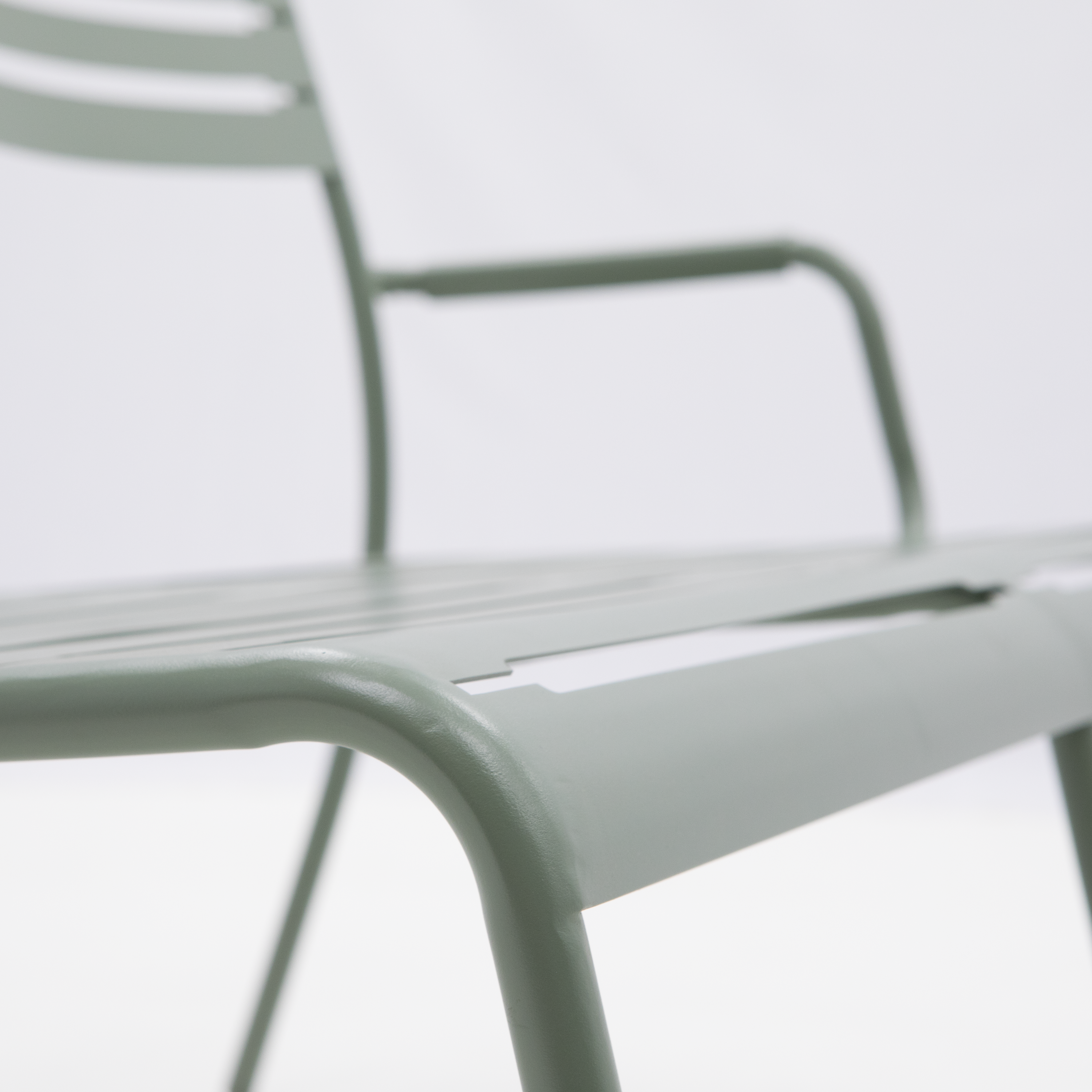 Divano da giardino in acciaio verde con braccioli Cafe, 2 posti - 10