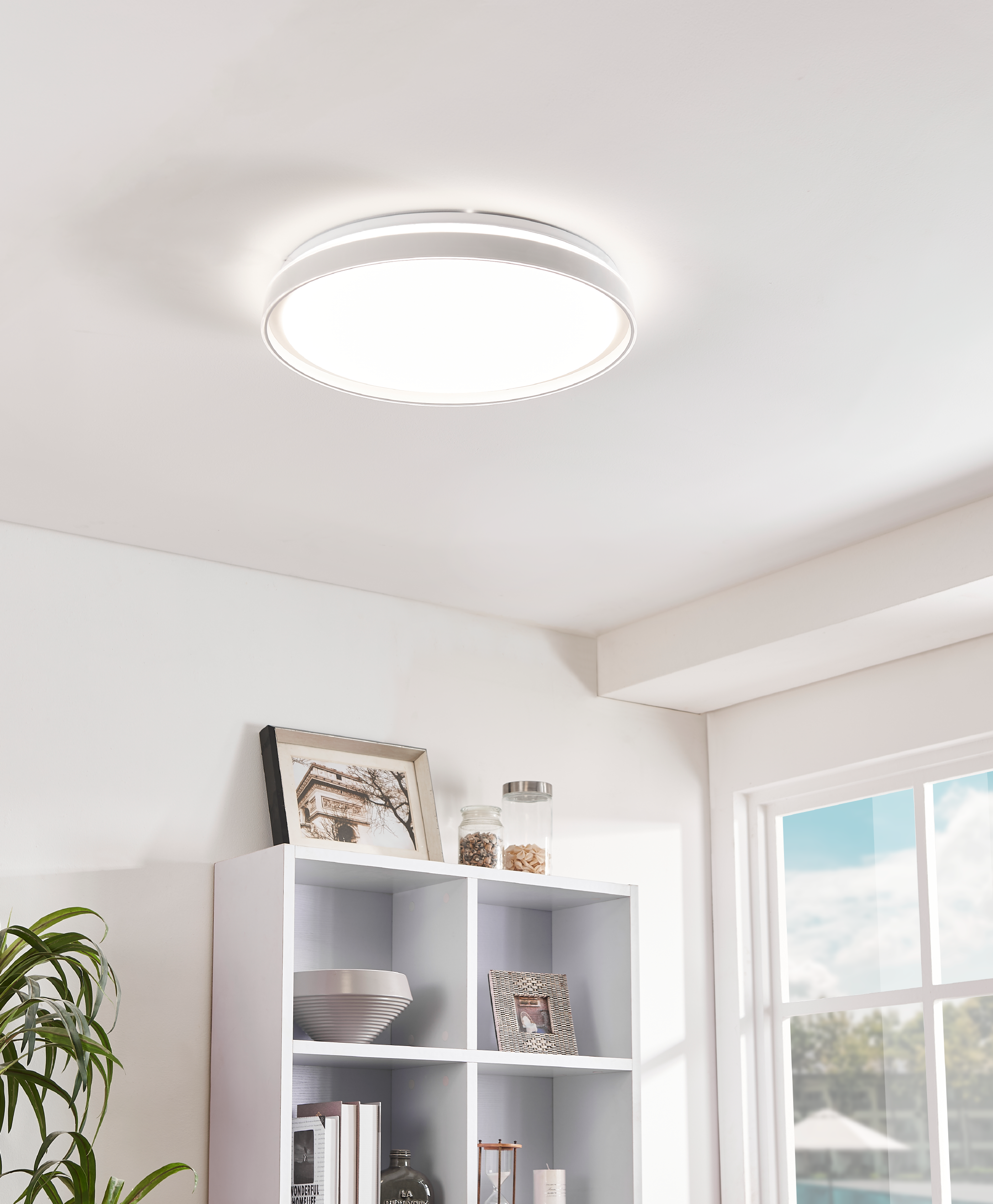 Plafón seluci led color regulable d49 con mando blanco