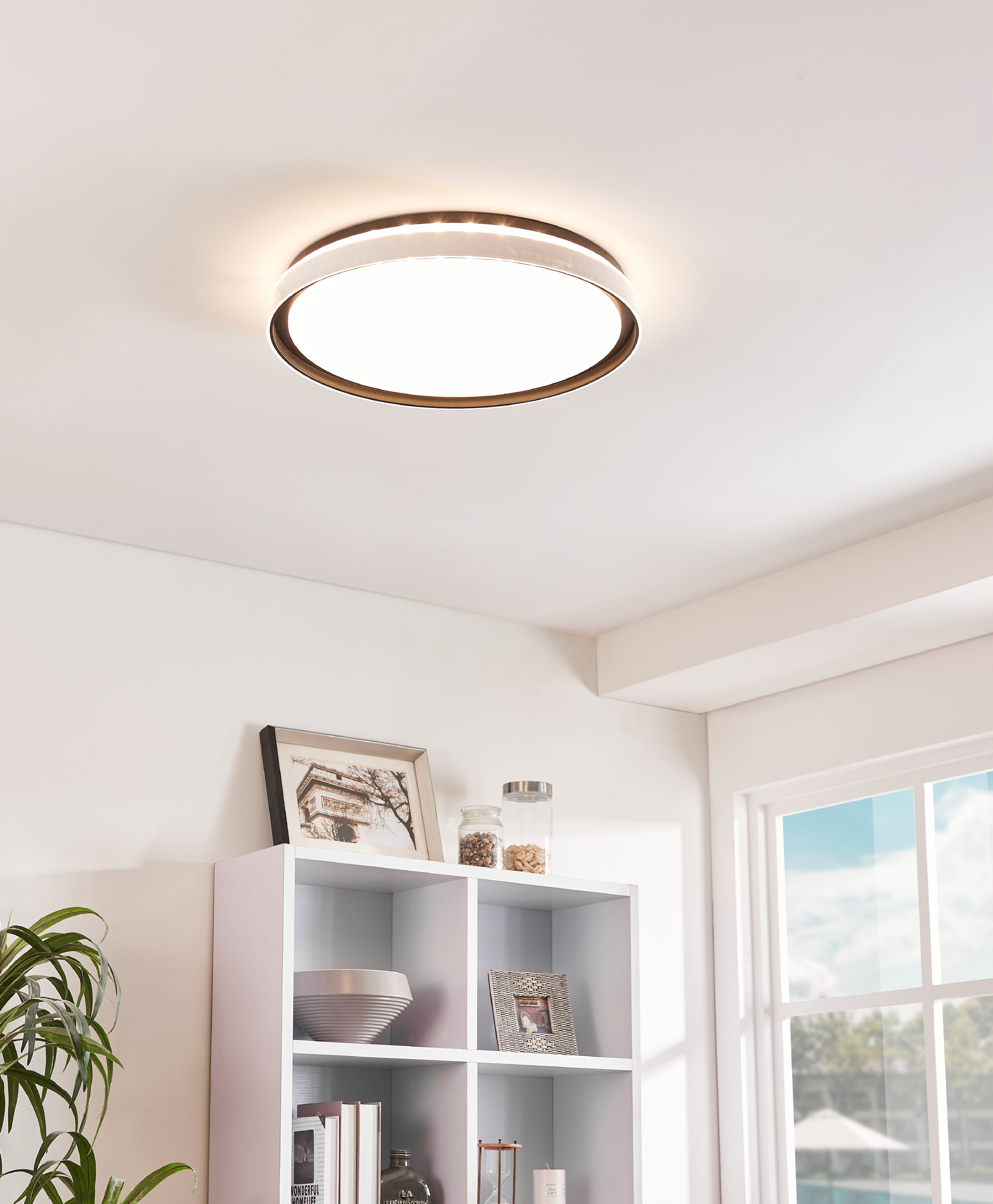 Plafón seluci led color regulable d49 con mando negro/blanco