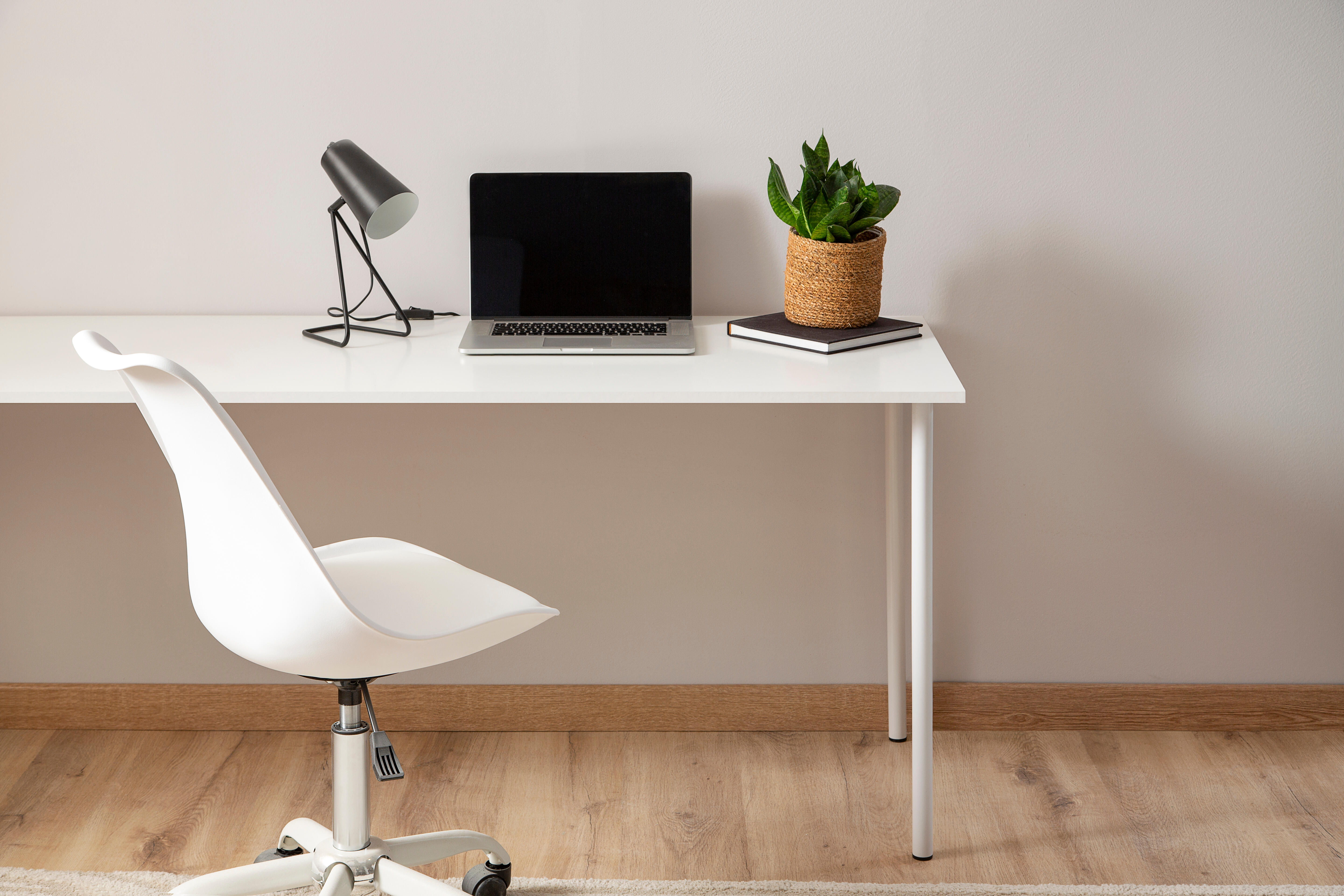 Tablero aglomerado en PVC blanco de 2 cantos 60x200x1,6 cm (anchoxaltoxgrosor) - 8