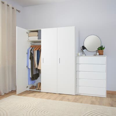 Leroy Merlin tiene la solución para multiplicar el espacio en el recibidor,  salón o dormitorio: un armario plegable de lo más bonito