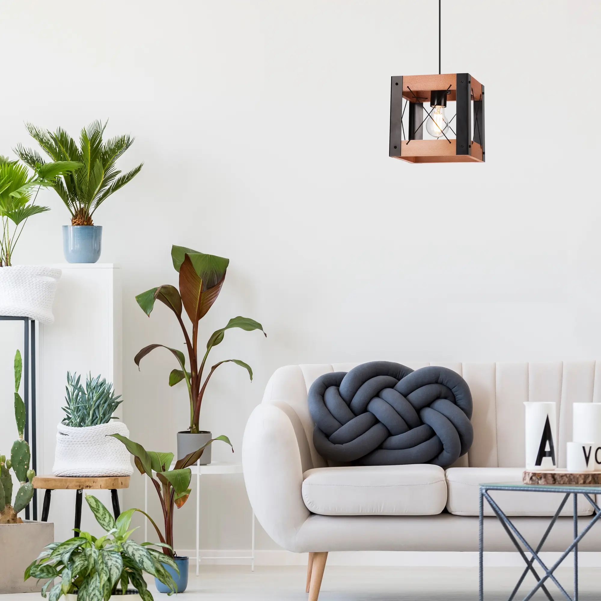 Lampa wisząca Frida czarna z rustykalnym drewnem E27 Lamkur - 3