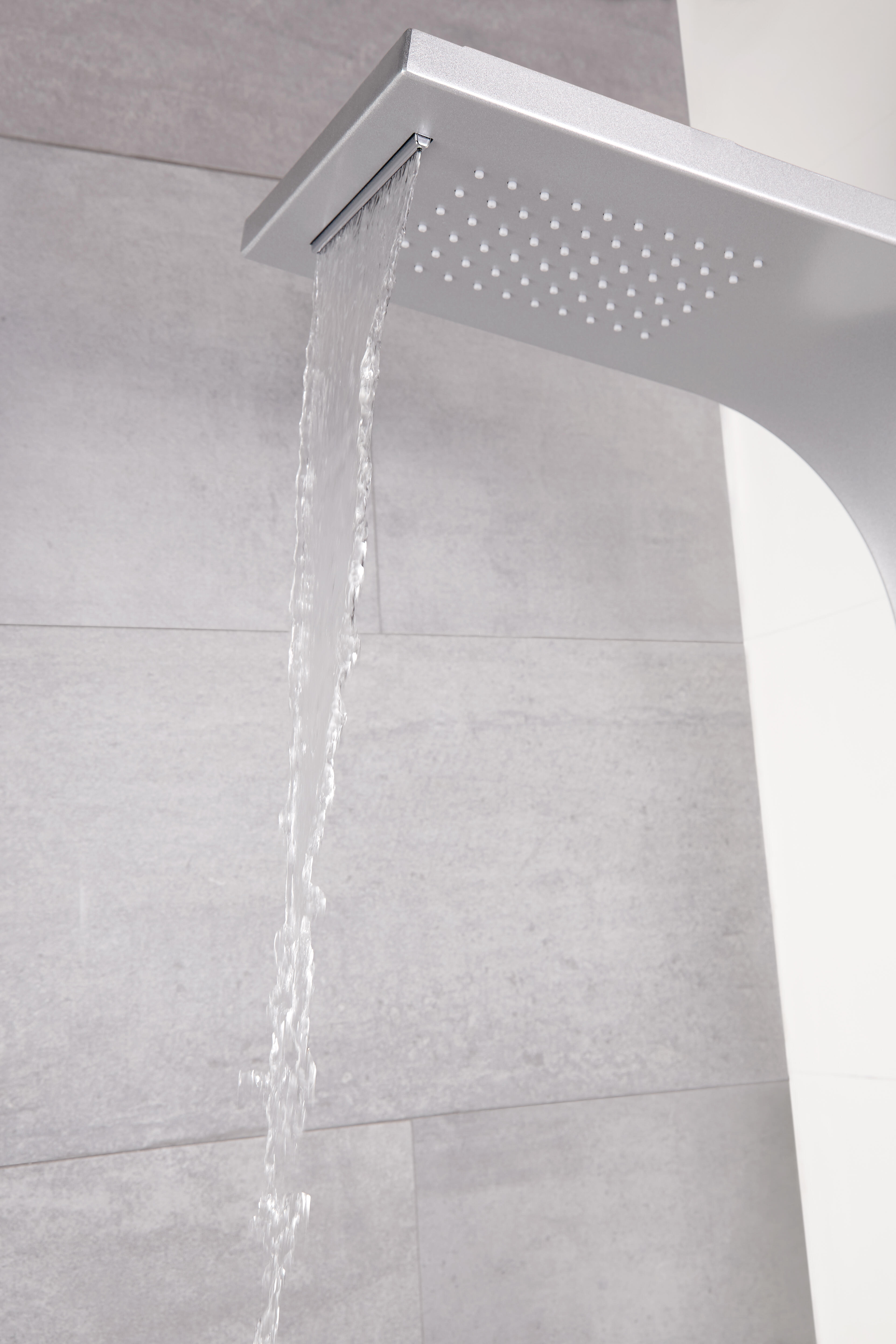 Columna de hidromasaje monomando RIO de color cromo  - 3