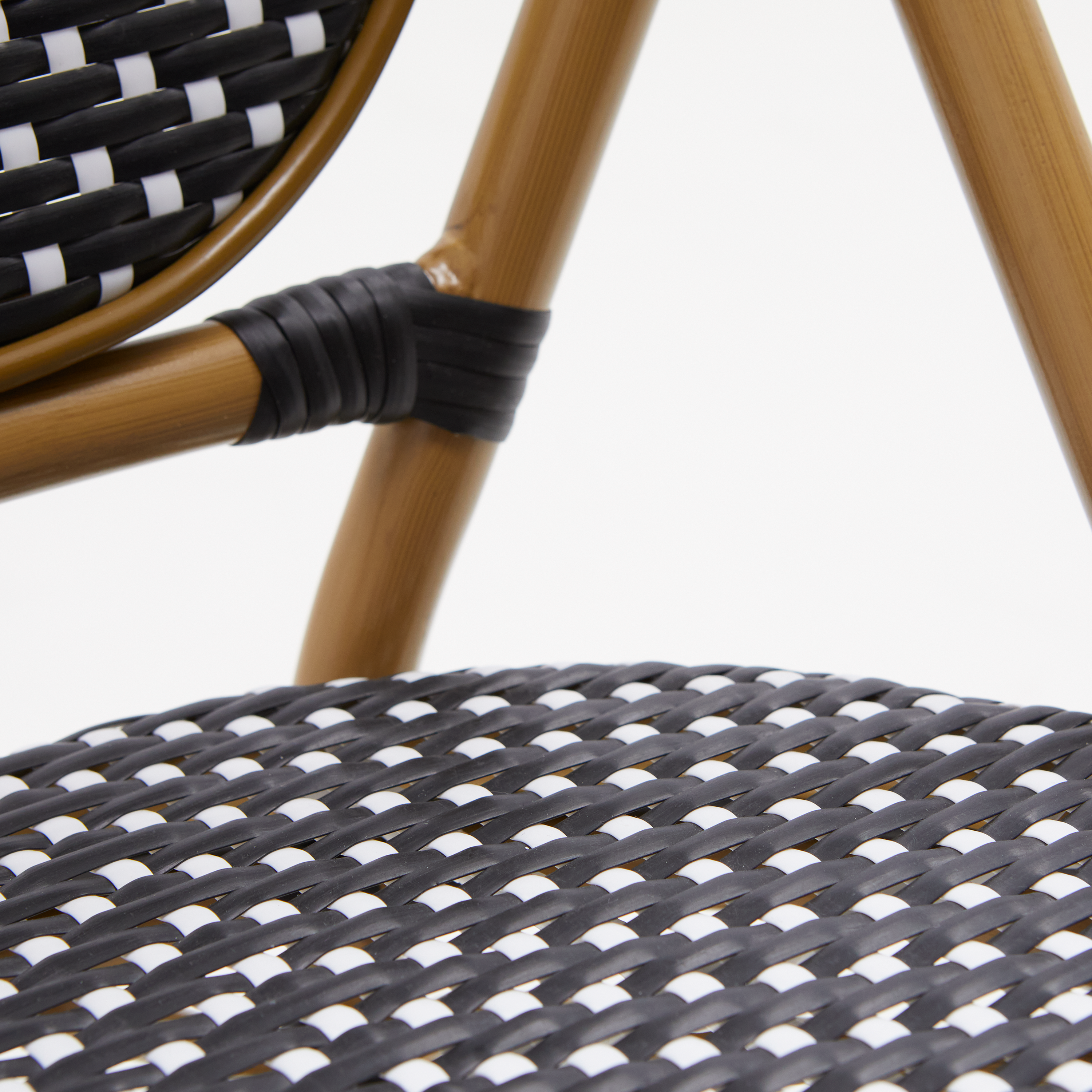 Chaise en aluminium et résine tressée, noir et blanc Paris NATERIAL - 11