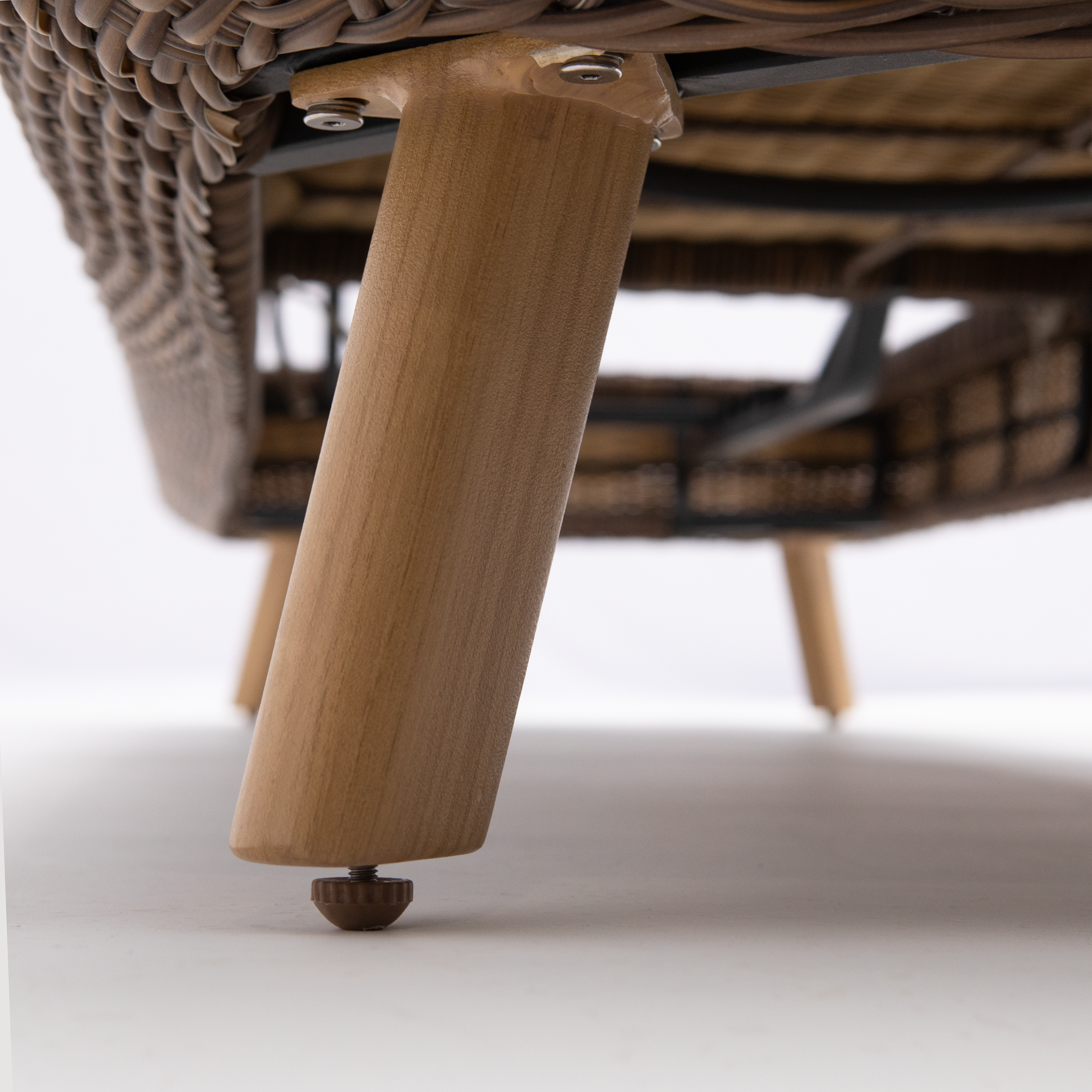 Bain de soleil en résine tressée en aluminium effet bois Nerea NATERIAL - 6