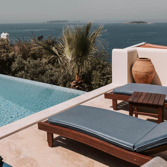 Tumbonas con textiles para exterior