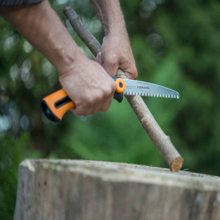 Scie rétractable Fiskars