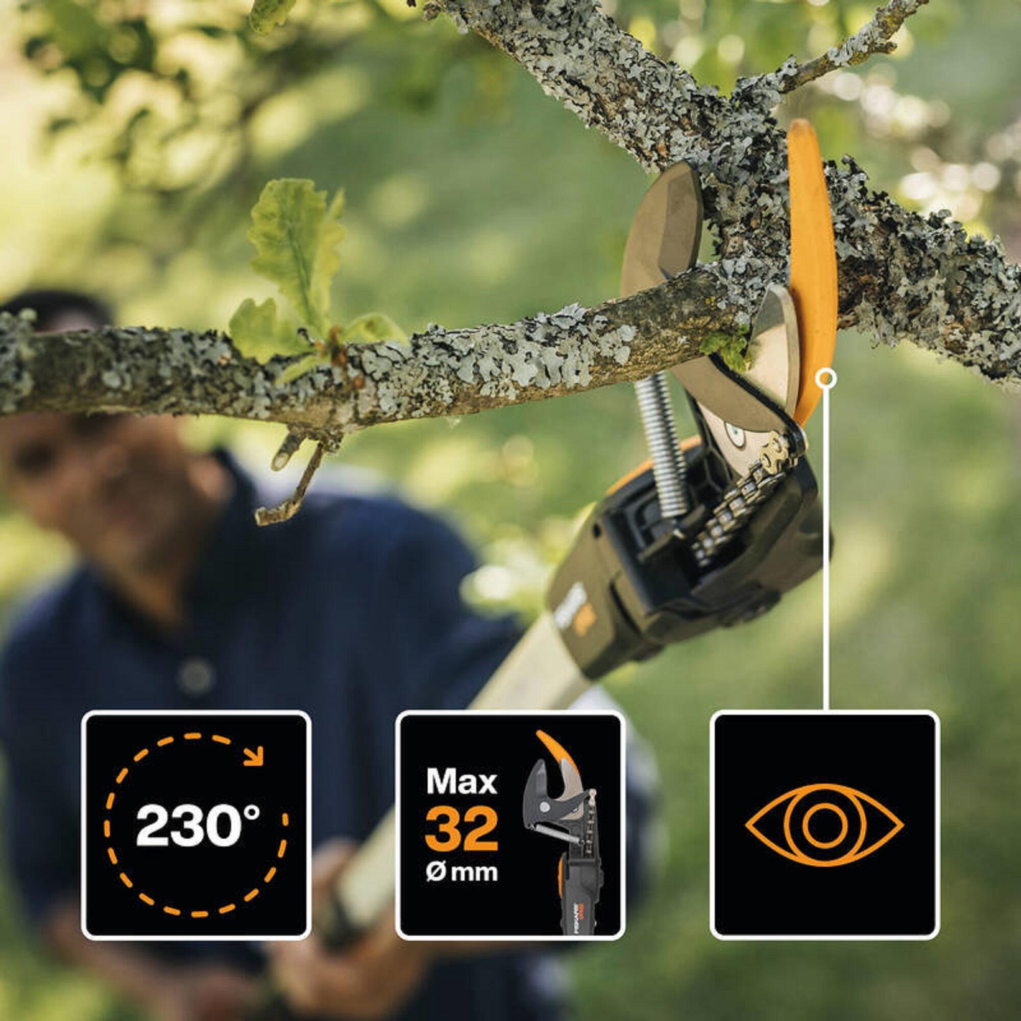 Coupe-Branches Multifonct. FISKARS PowerGear™X UPX82 portée 3,5m Ø32mm - 15