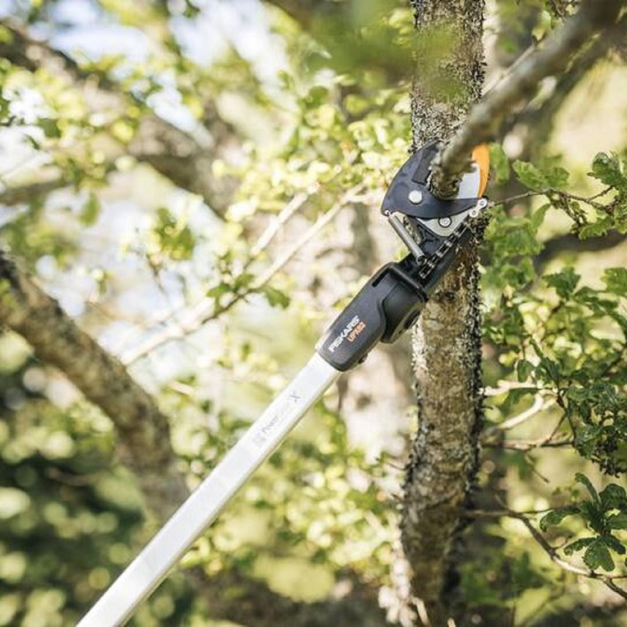 Coupe-Branches Multifonct. FISKARS PowerGear™X UPX82 portée 3,5m Ø32mm - 10