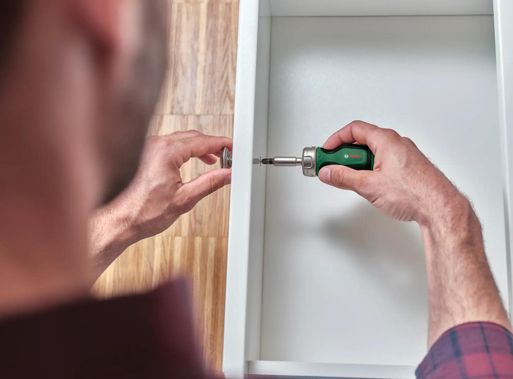 Destornillador carraca con 6 puntas BOSCH - 2