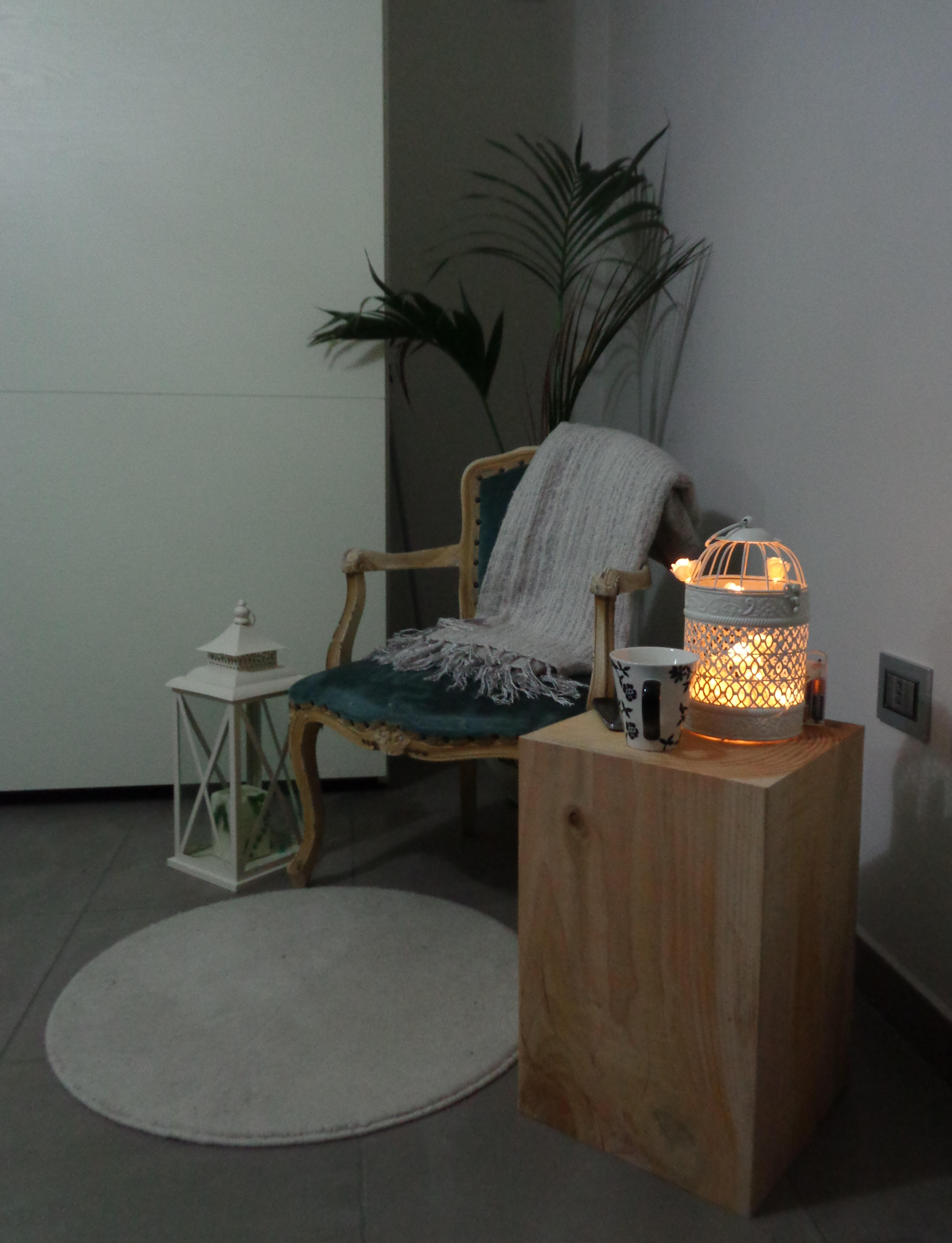 Banco / mesa de madeira maciça CUBO ABETO 30X35X45CM - 3