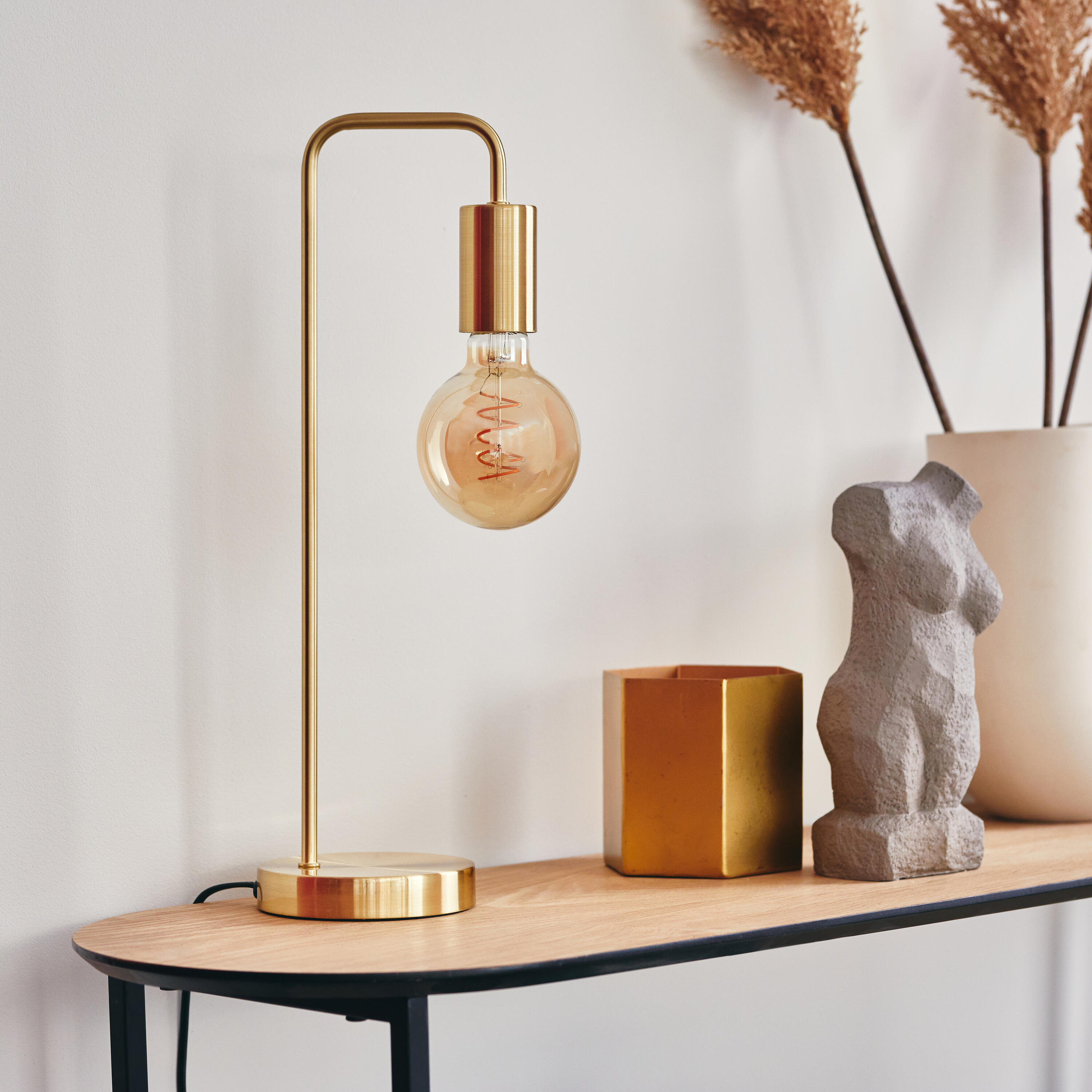 Lámpara de mesa compatible con casquillo E27 Lina INSPIRE con estructura hierro dorado alimentación a red - 4