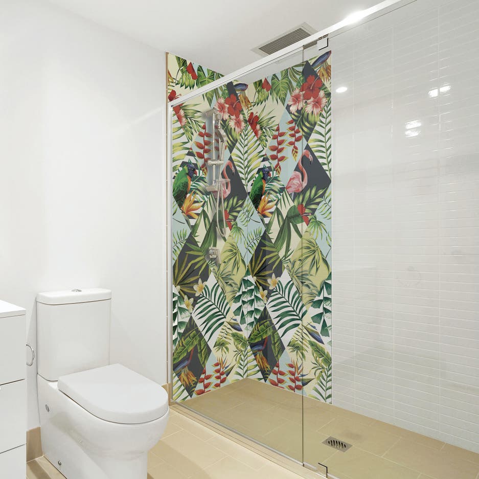 Baño con revestimiento de PVC. 