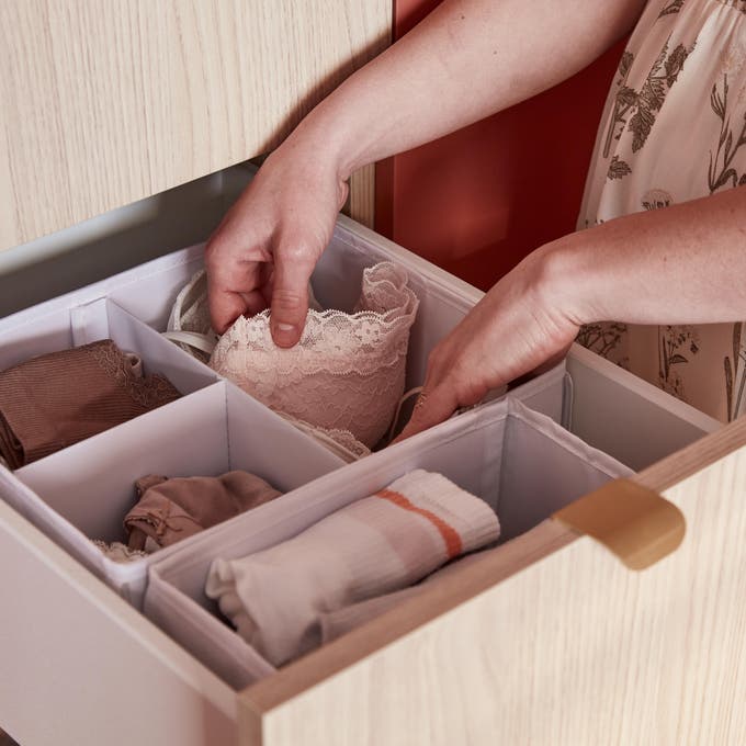 photo de rangement à chaussettes pour dressing