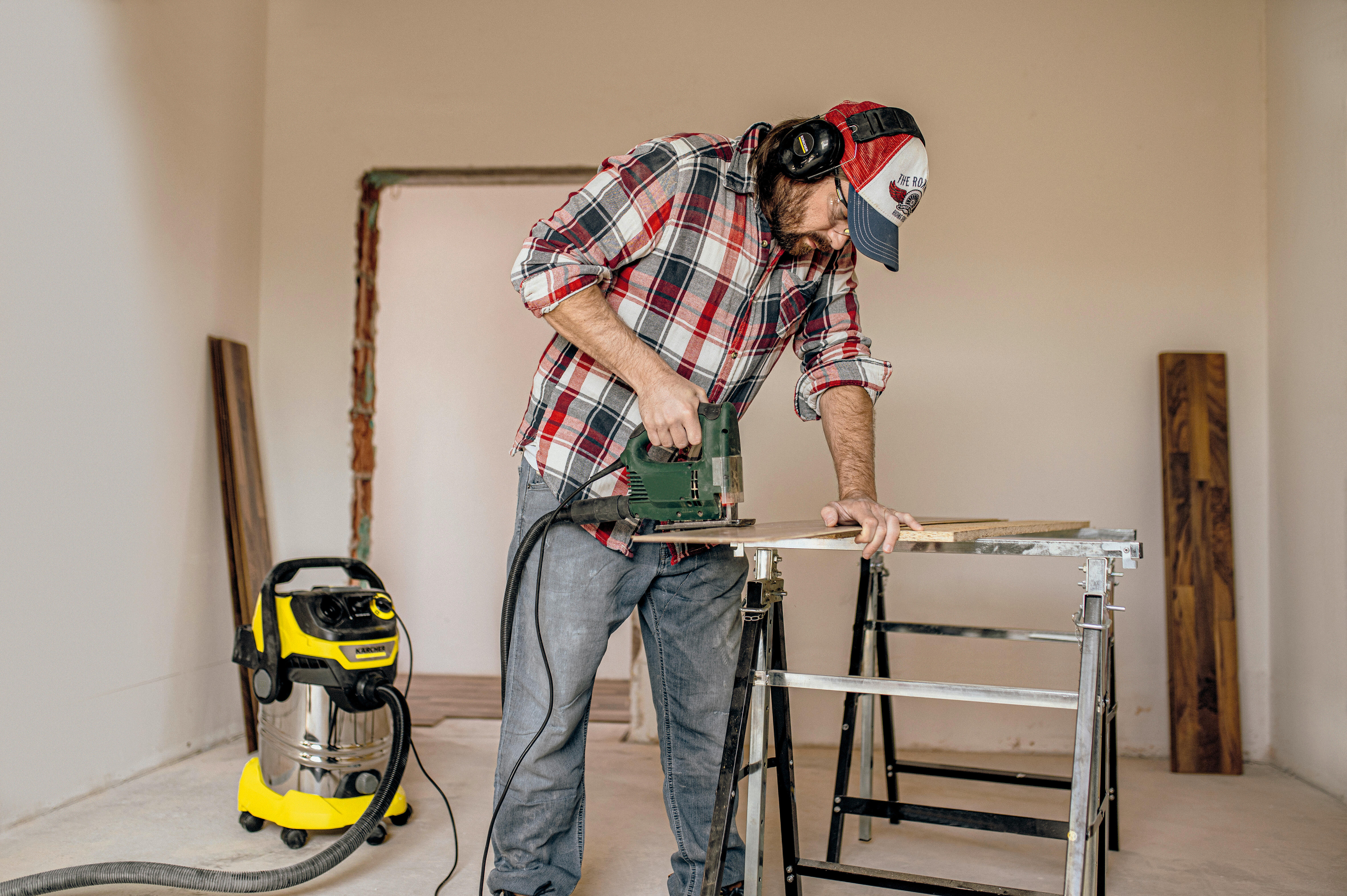 Aspirador de sólidos/líquidos 1300 W 30L Karcher WD 6 P S - 10