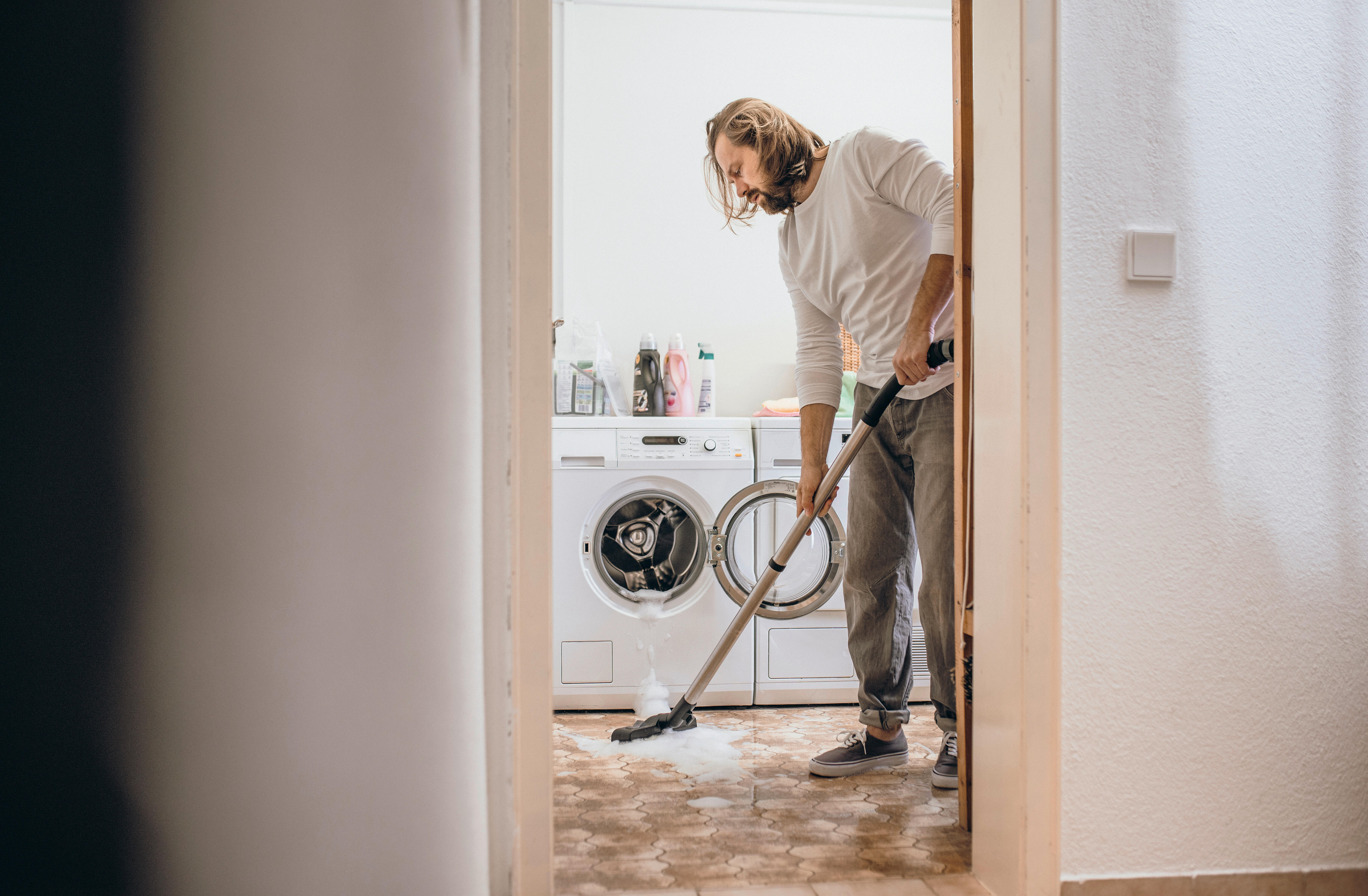 Aspirador de sólidos/líquidos 1300 W 30L Karcher WD 6 P S - 4