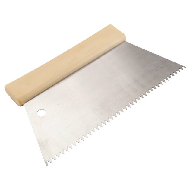 Peigne en métal pour carrelage V6 MAT INTER