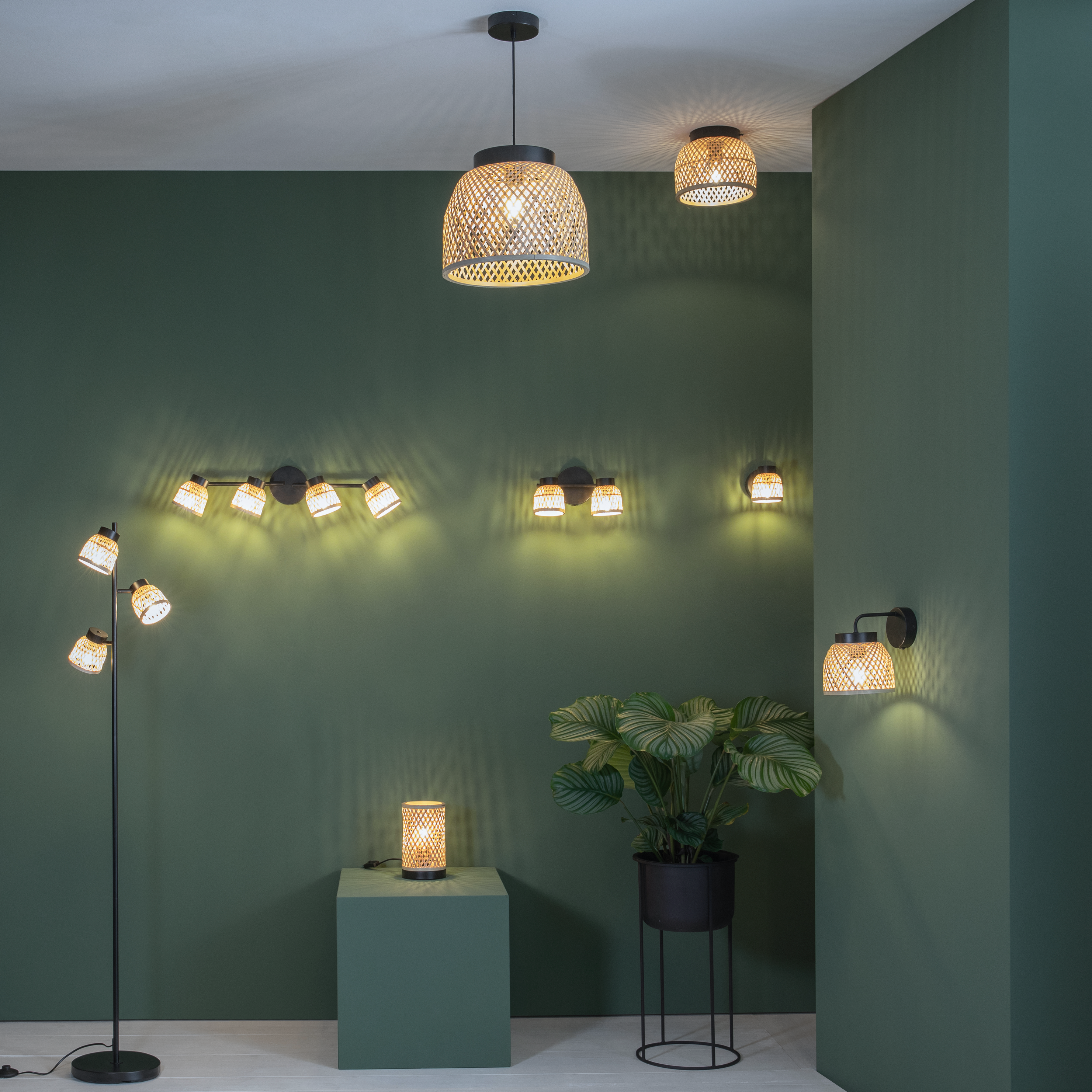 Candeeiro de teto INSPIRE NINON E14 4 LUZES D10.5CM PRETO - 16