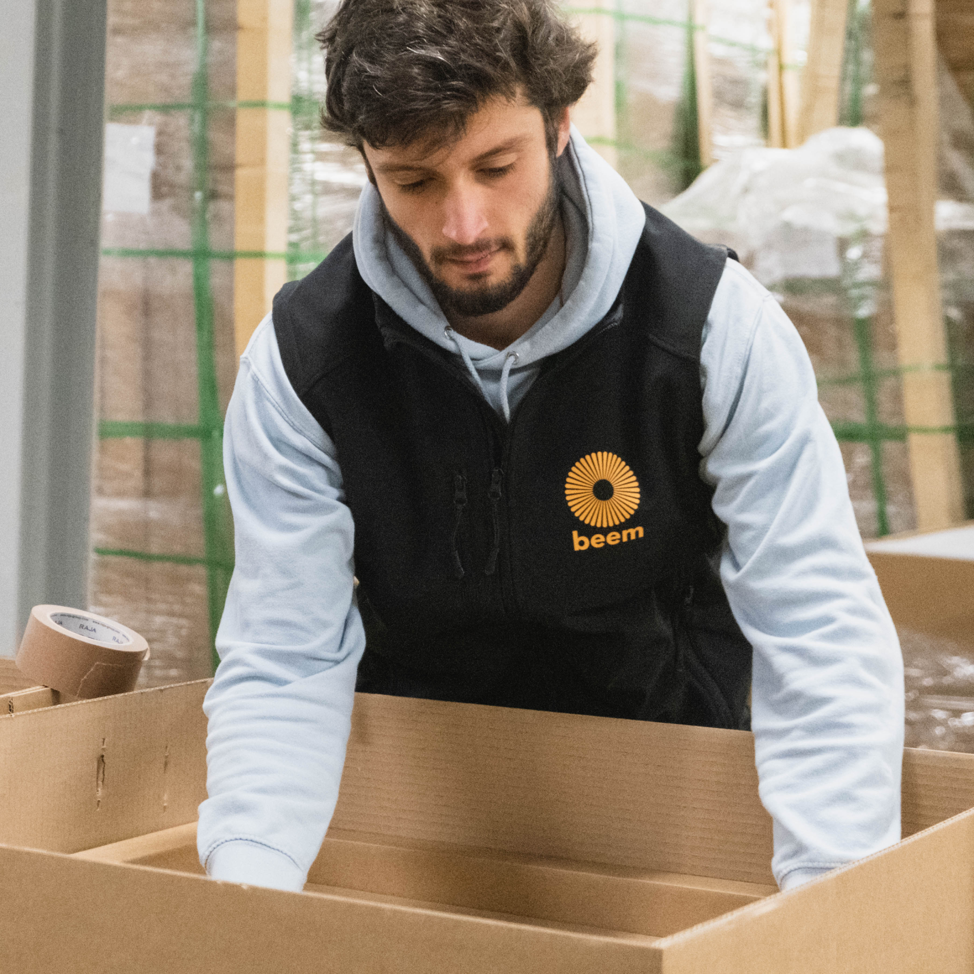 Beem est une entreprise nantaise, nommée dans le top 100 mondial des entreprises innovantes de la transition énergétique (SET 100 2022).

Beem a pour mission d’accélérer la transition énergétique à la maison, en donnant aux particuliers le pouvoir de maîtriser leur énergie, production et consommation. L’ambition de Beem est de créer un écosystème de produits et services innovants à l’expérience utilisateur inégalée.
 - 7