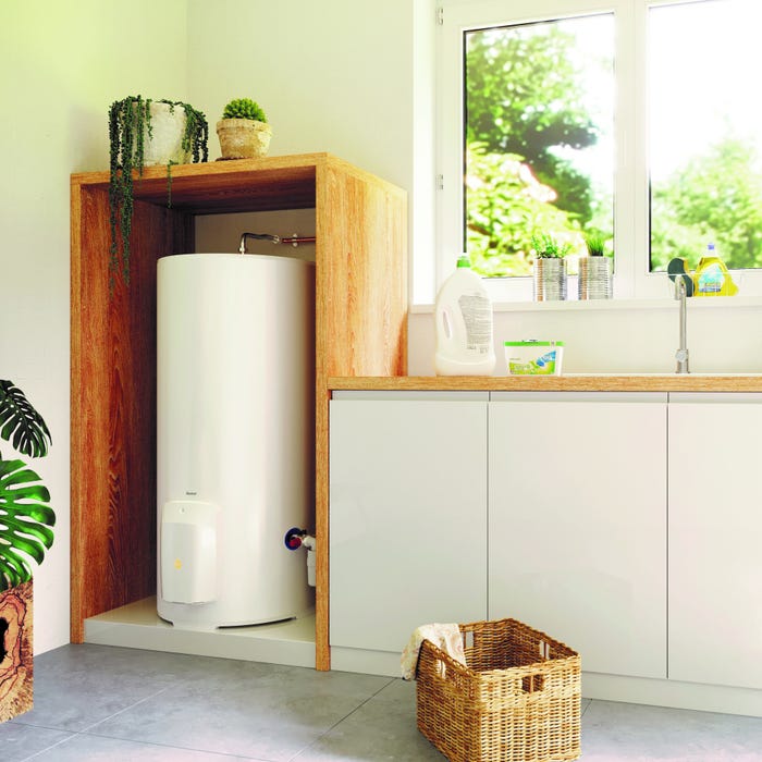 Chauffe-eau électrique vertical sur socle SAUTER