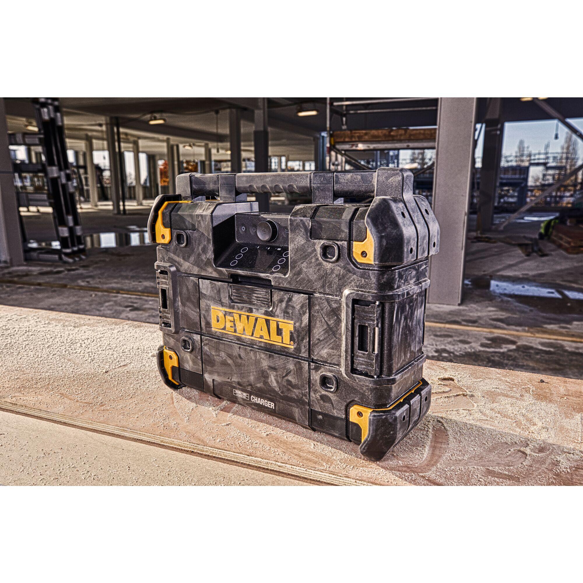 Radio de chantier DWST1-81078-QW DEWALT, 45 W - 6