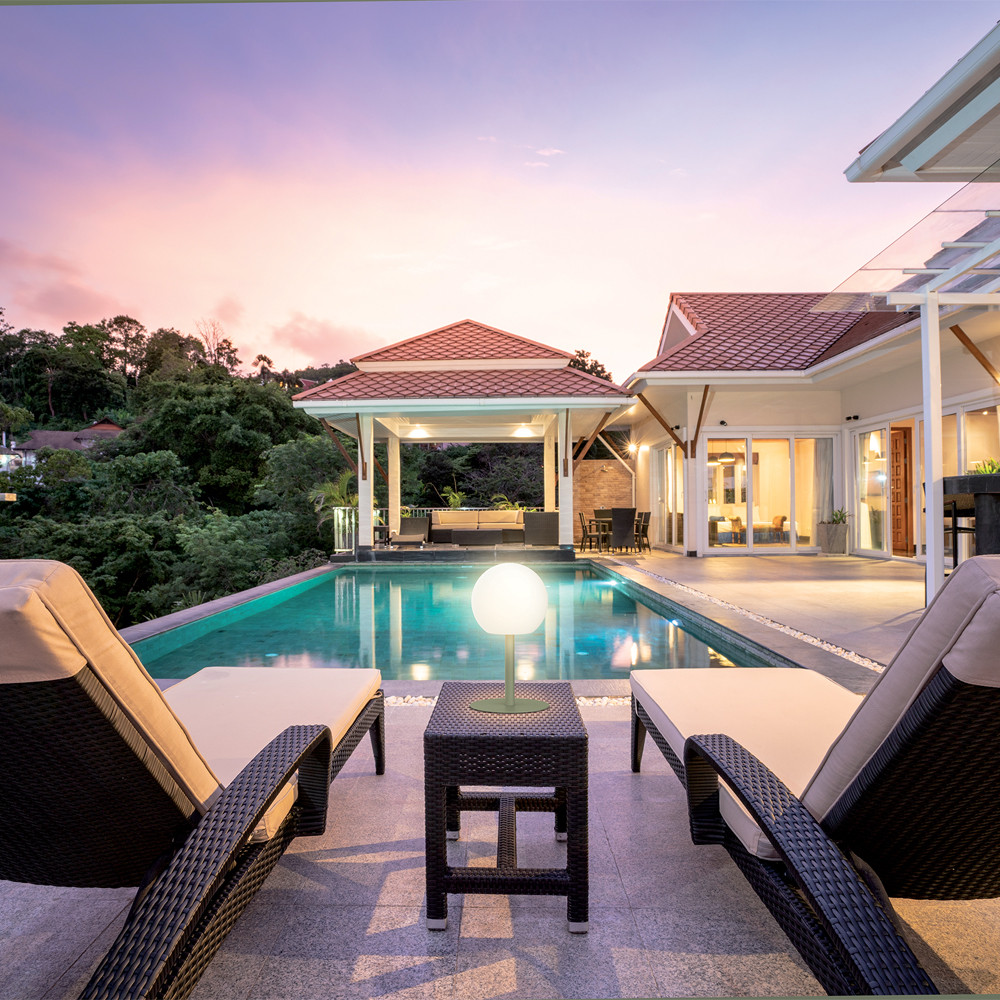 Lámpara de mesa exterior led lola color de luz regulable con usb verde