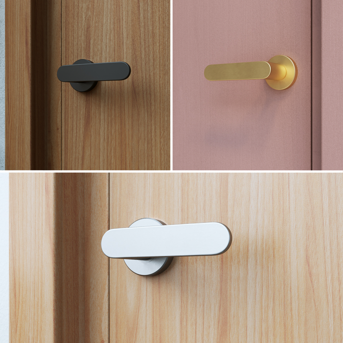 poignée de porte sur rosace JAVA disponible en finition, noir mat, laiton brossé ou nickel brossé