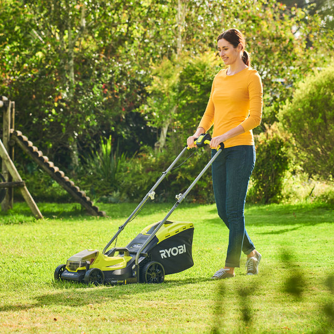 Tondeuse sur batterie RYOBI ONE+ OLM1833B 18V, l.33 cm, sans batterie - 3