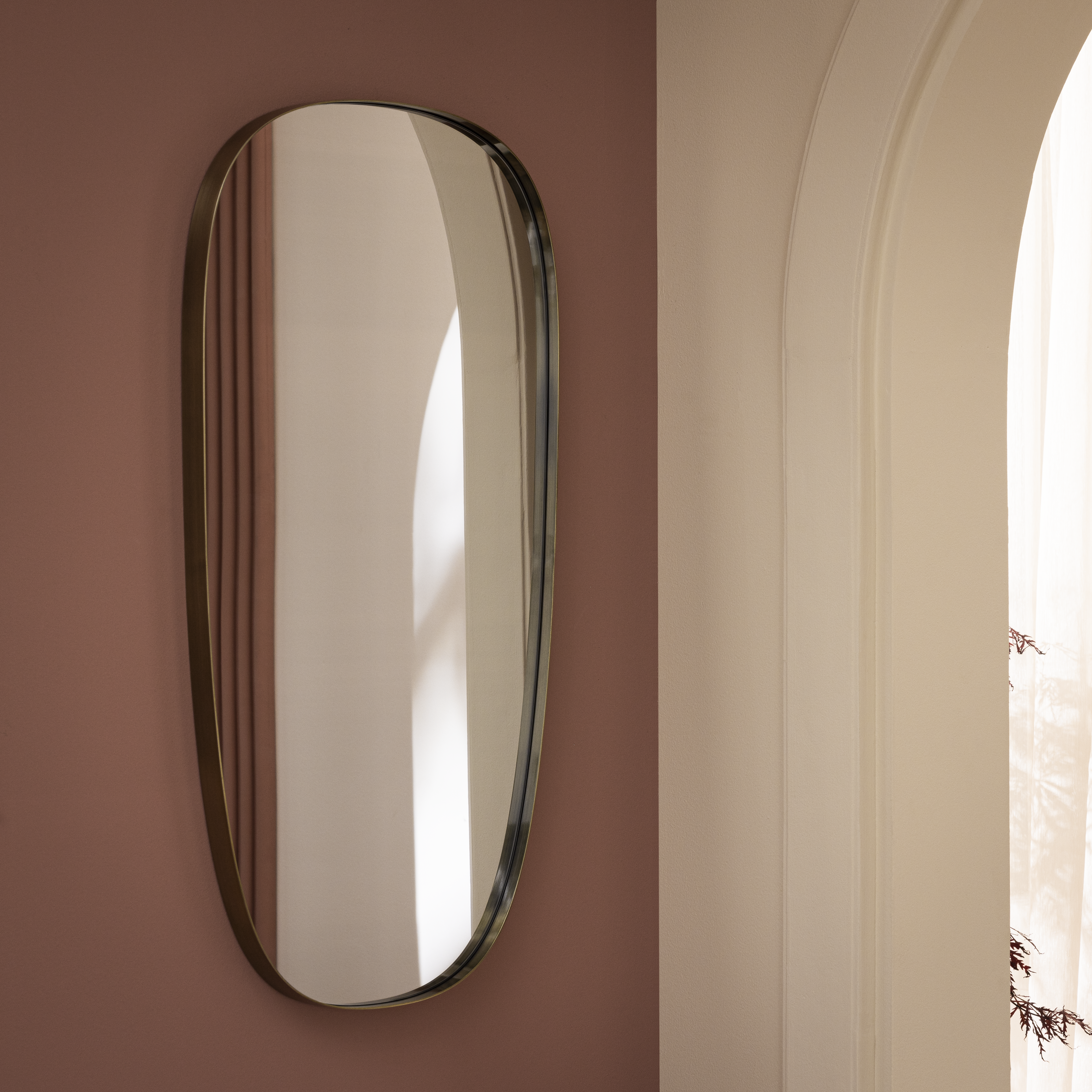 Specchio GLAM ovale in metallo ottone 40 x 78 cm INSPIRE - 13