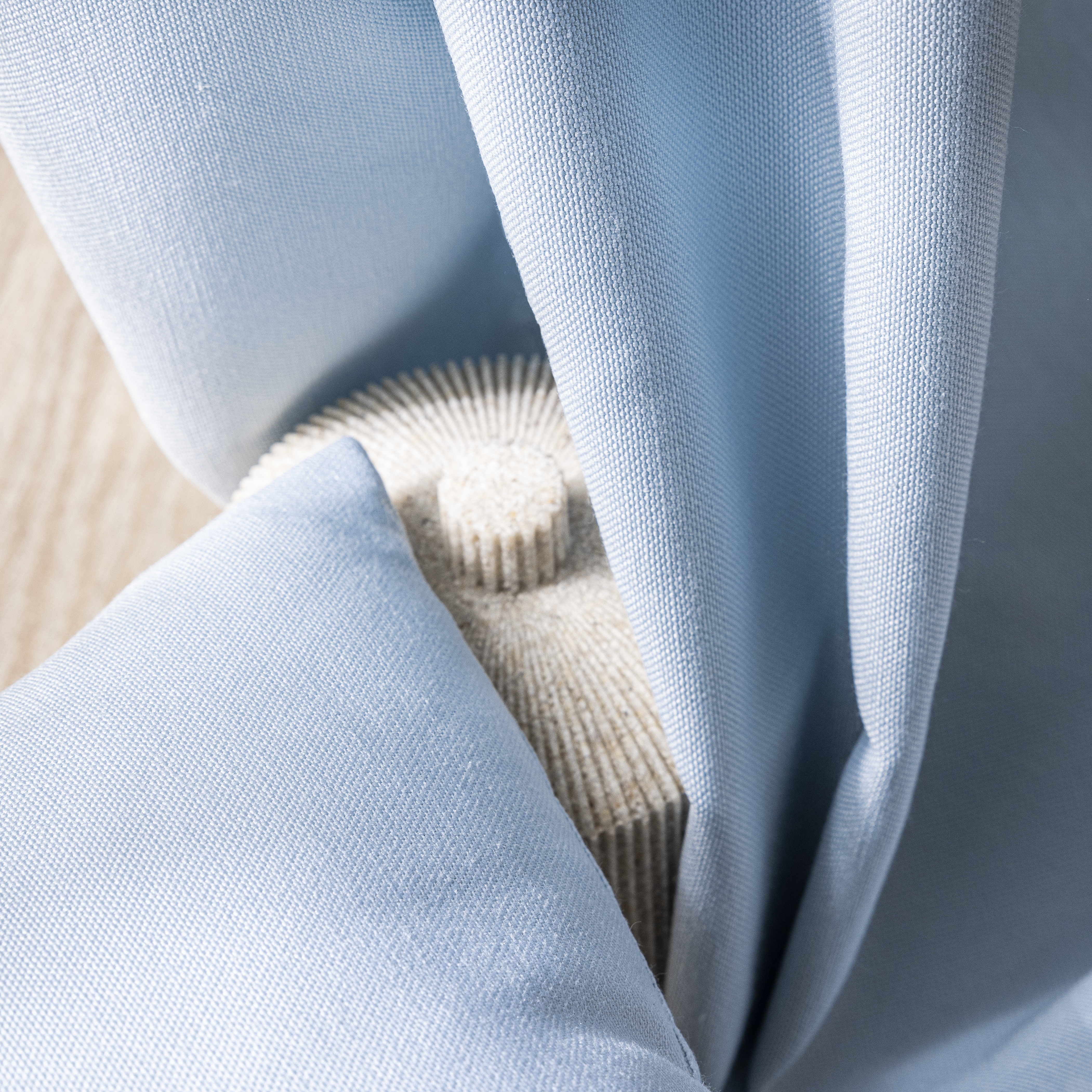 Zasłona Pharell Fjord niebieska 140 x 280 cm na taśmie Inspire - 6