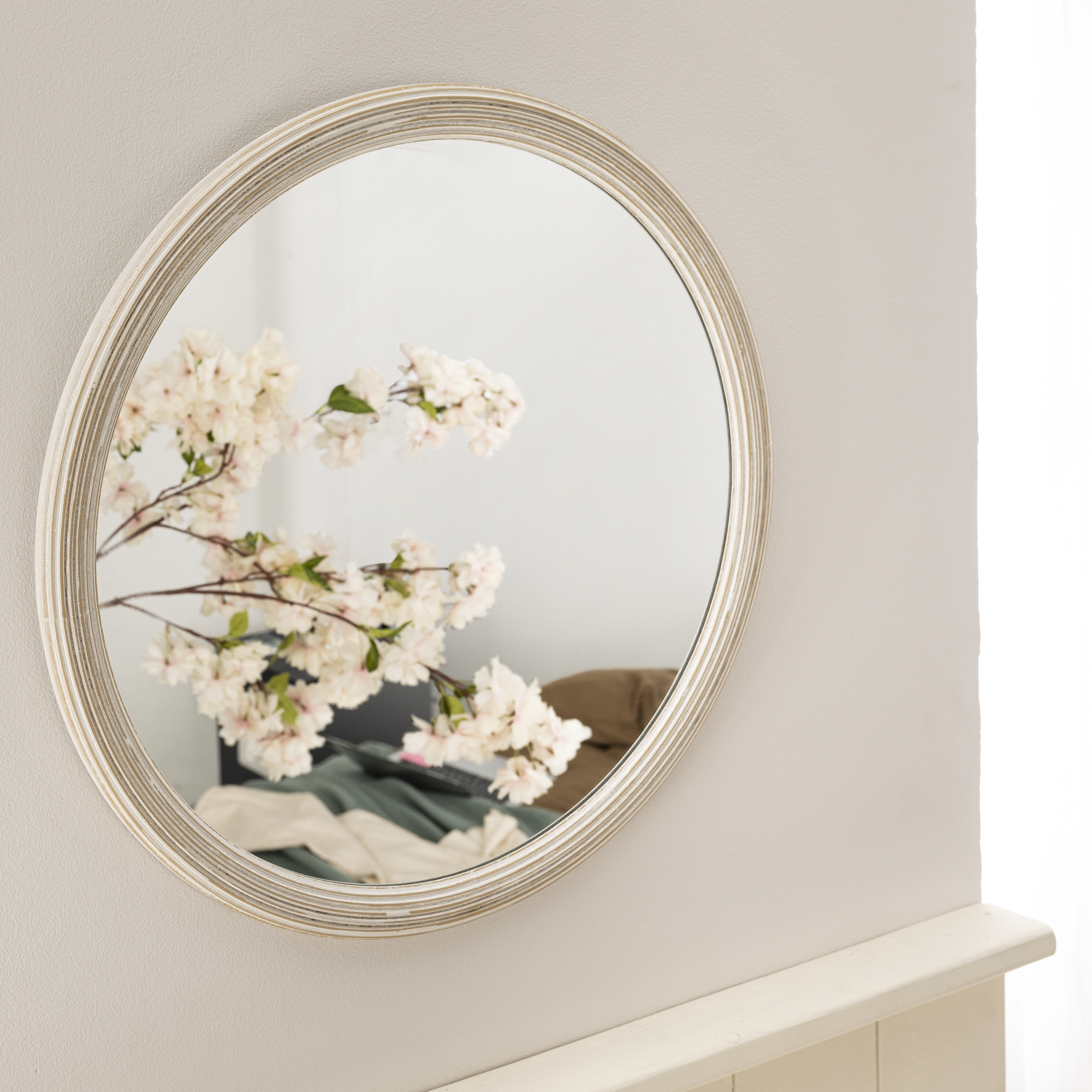 Lustro okrągłe Charm Used białe śr. 55 cm Inspire - 15