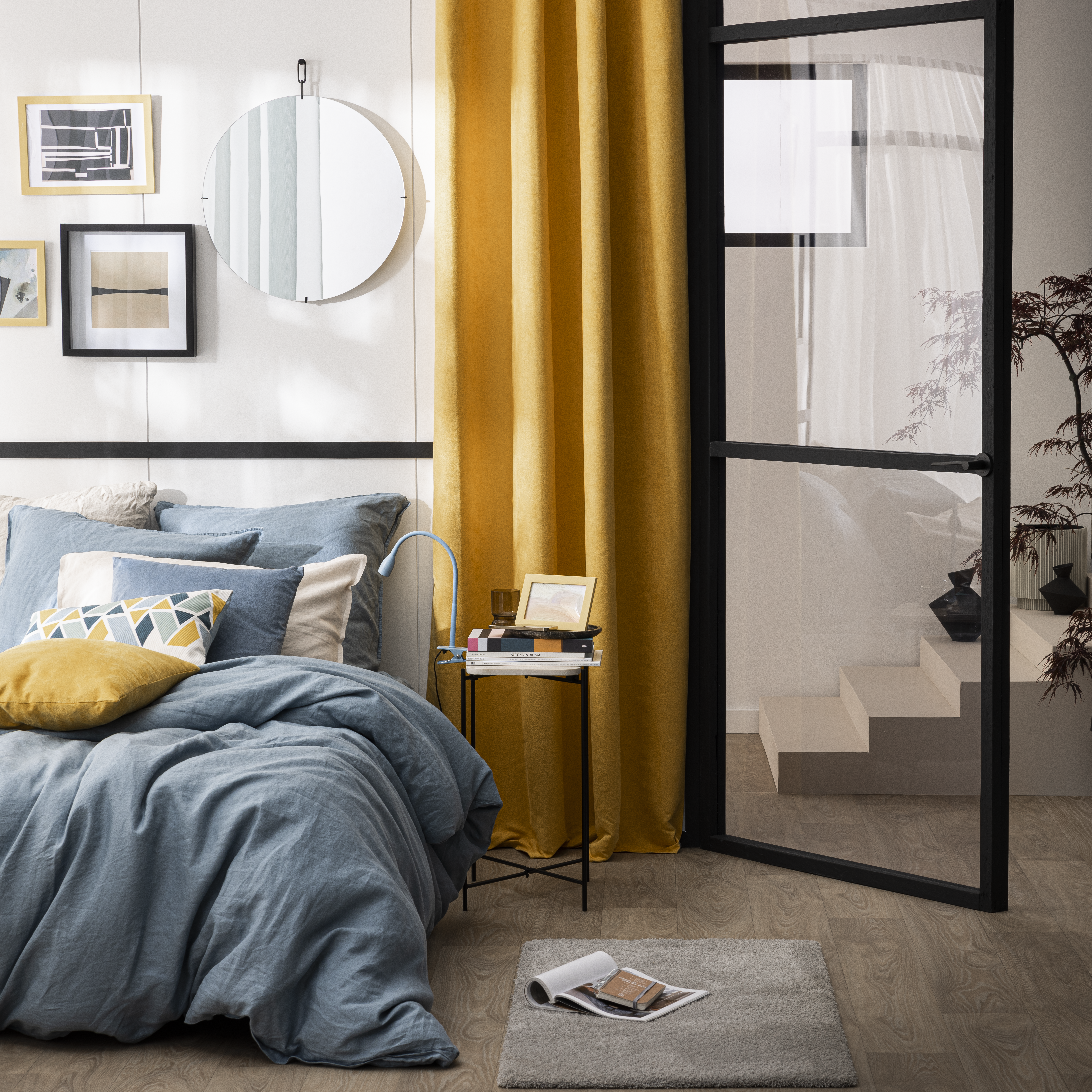 Moldura MILO CASE 30X30 cm preto Inspire - 4