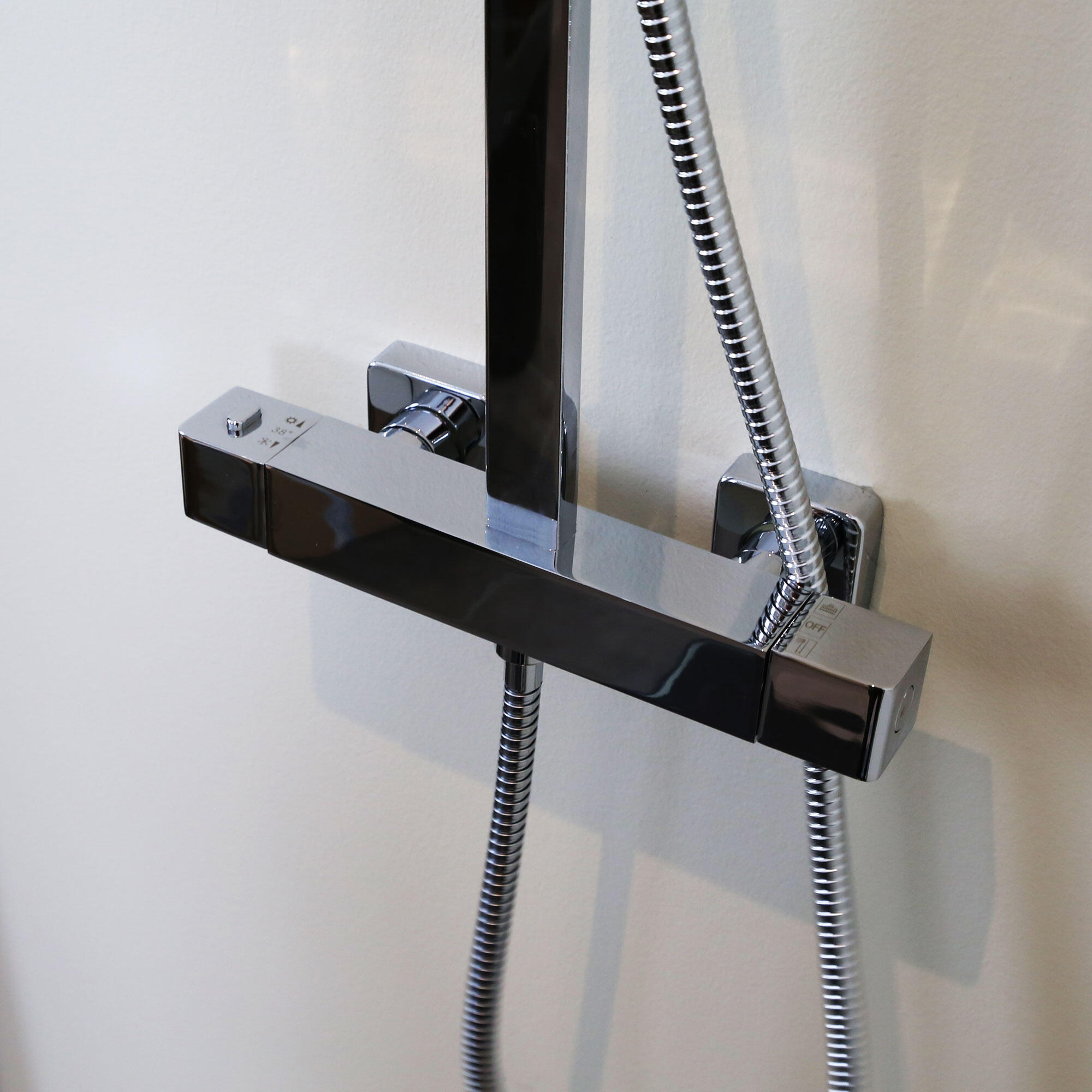 Colonne de douche thermostatique ESSEBAGNO Quartos Chromé - 3