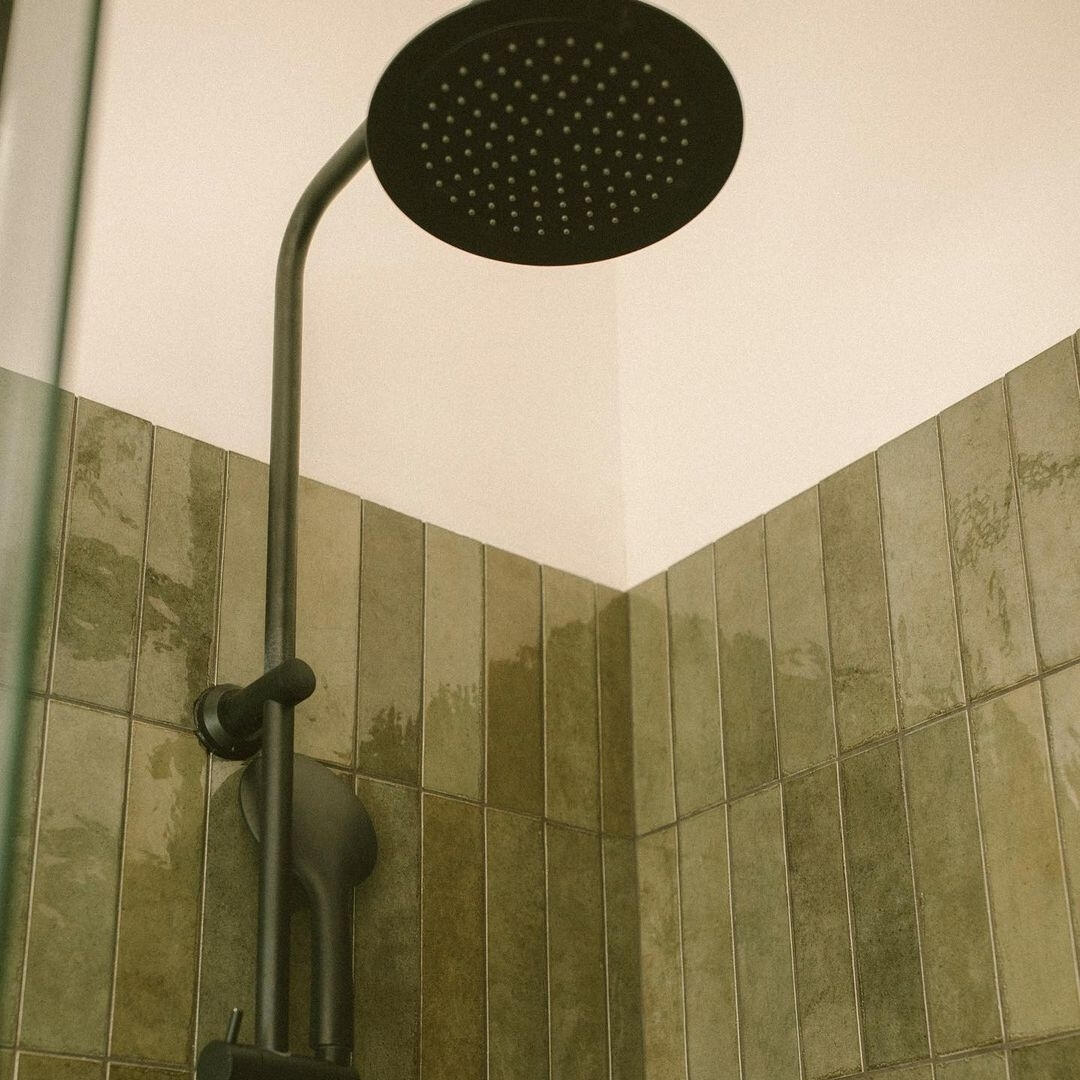 Colonne de douche thermostatique ESSEBAGNO Essegoia Noir - 2