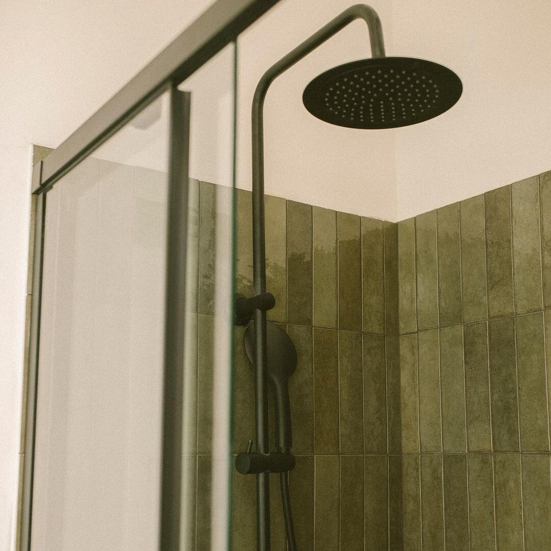 Colonne de douche thermostatique ESSEBAGNO Essegoia Noir - 4