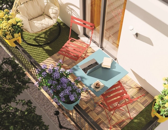 Jak urządzić mały balkon w bloku? Aranżacje i inspiracje - Leroy Merlin