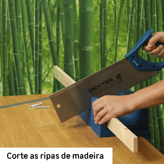 serrote e esquadria para cortar madeira