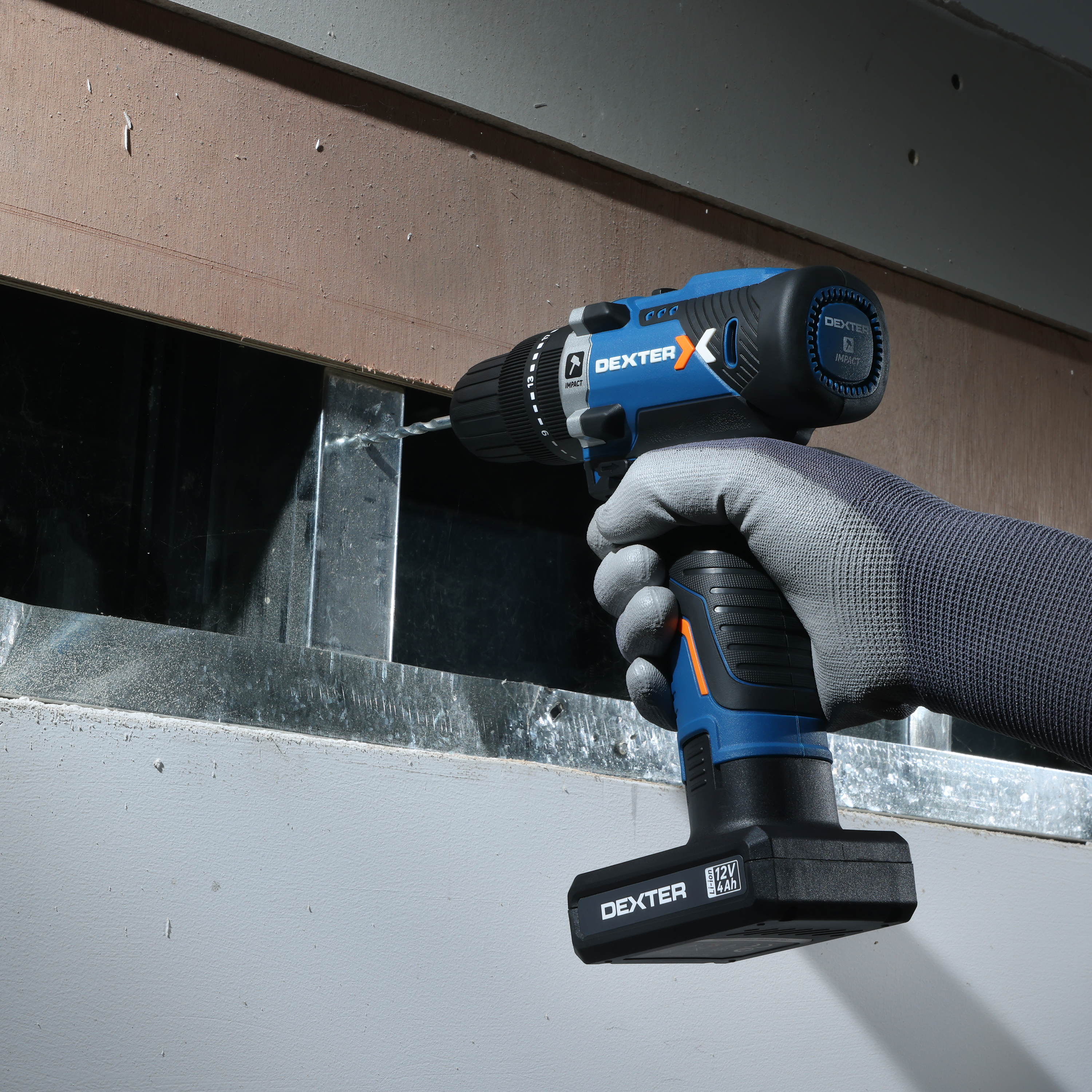 Wiertarko-wkrętarka udarowa 12V 30Nm 2+4Ah + ładowarka DEXTER - 3
