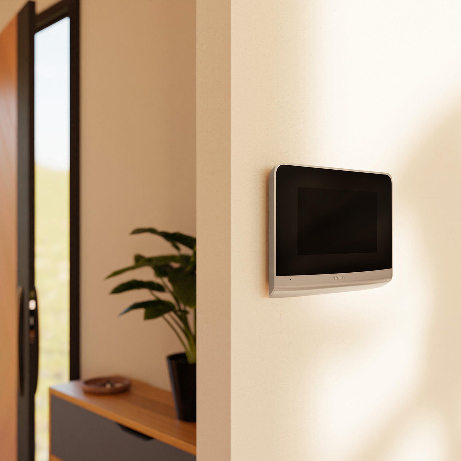 Le visiophone V®500 Connect a été conçu pour vous permettre une installation facile, une prise en main intuitive et une utilisation quotidienne attractive.
• Raccordement du moniteur et de la platine de rue par 2 fils
• « Somfy Protect », une application reconnue pour sa simplicité d’utilisation au quotidien (notée 4,4/5 - janvier 2023)​
• Moniteur intérieur avec écran tactile et interface personnalisable
• Platine de rue compatible avec les piliers étroits​ - 5