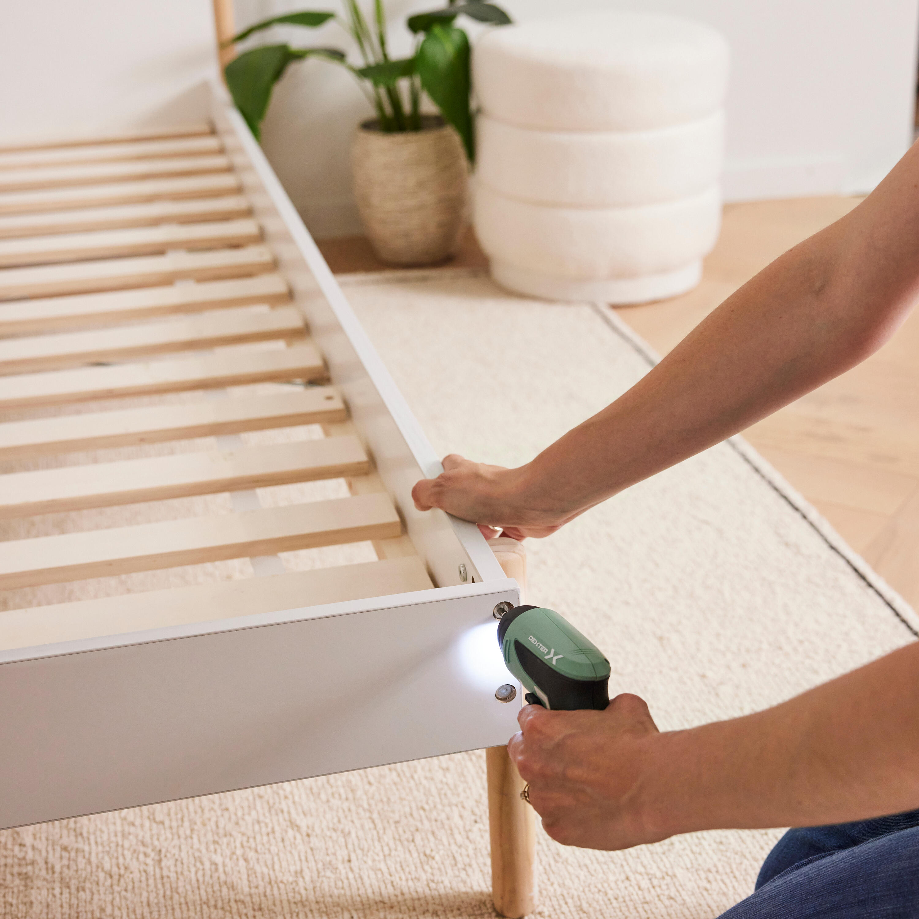 Atornillador DEXTER SODIUM 3.7V + 6 puntas atornillador + Cable carga USB-C - 6