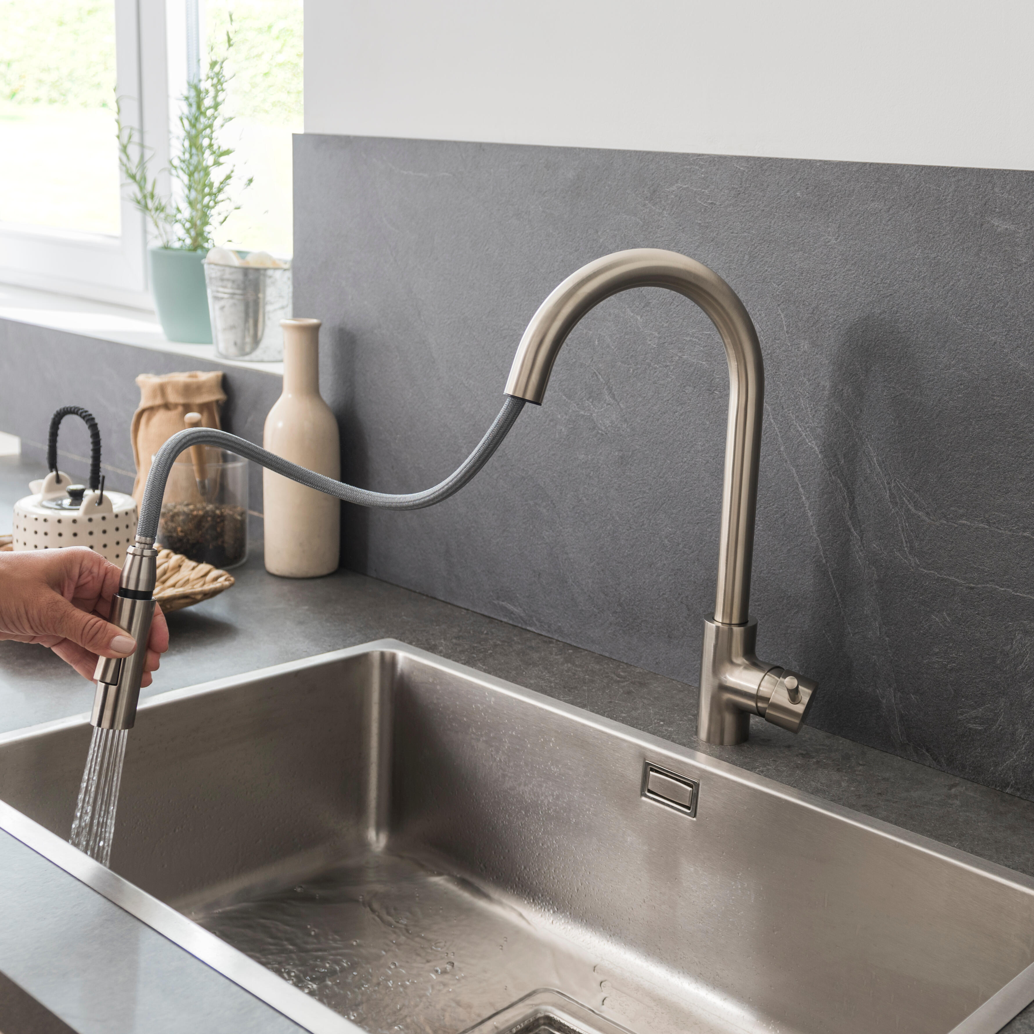 Mitigeur de cuisine avec douchette DELINIA Lily nickel - 4