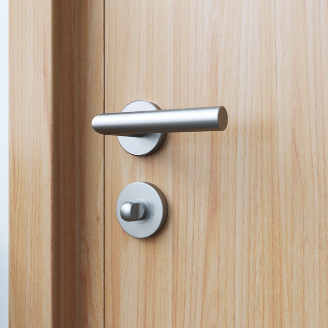 Roseta de puerta interior con condena INSPIRE serie Sara de acero inoxidable