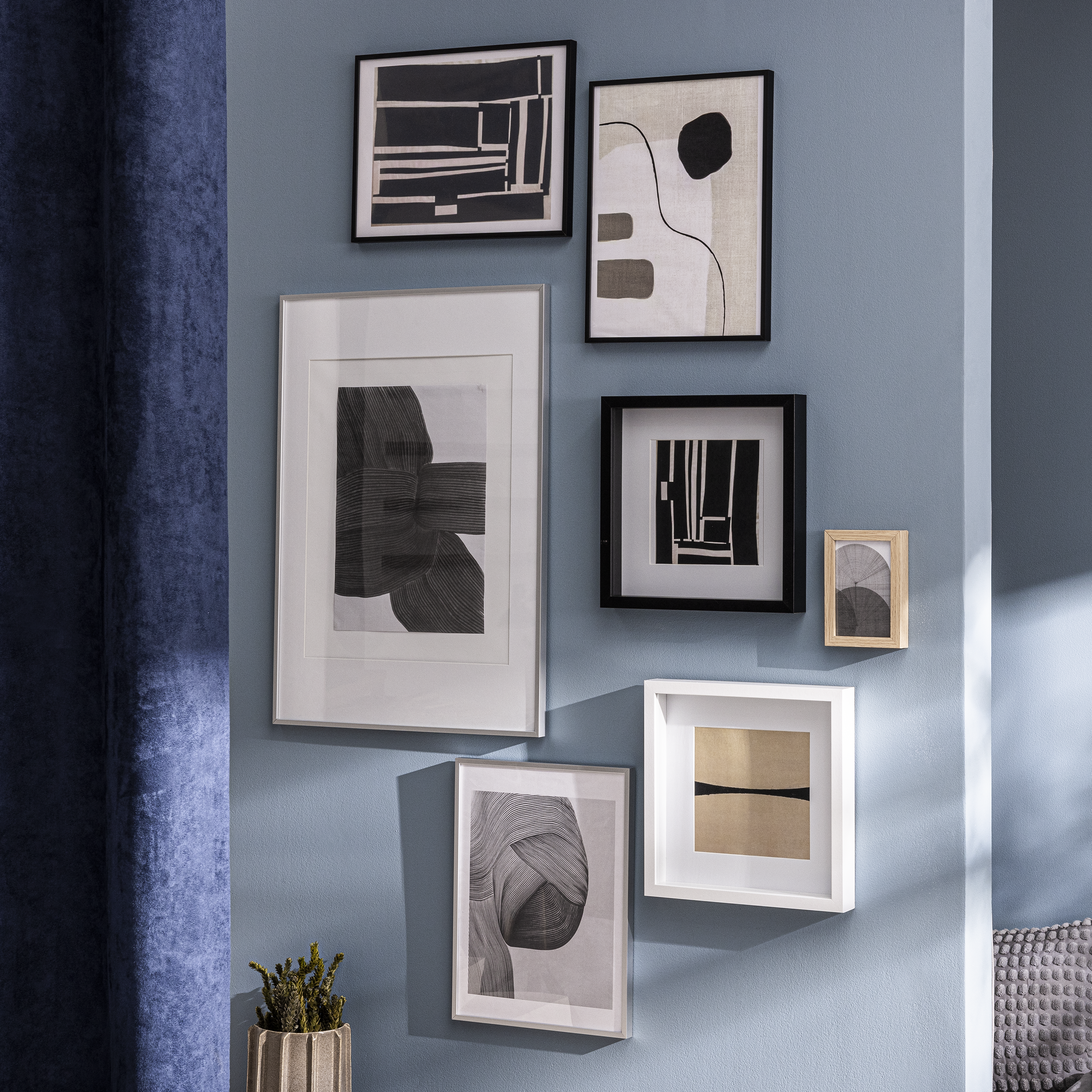 Moldura MILO CASE 30X30 cm preto Inspire - 17