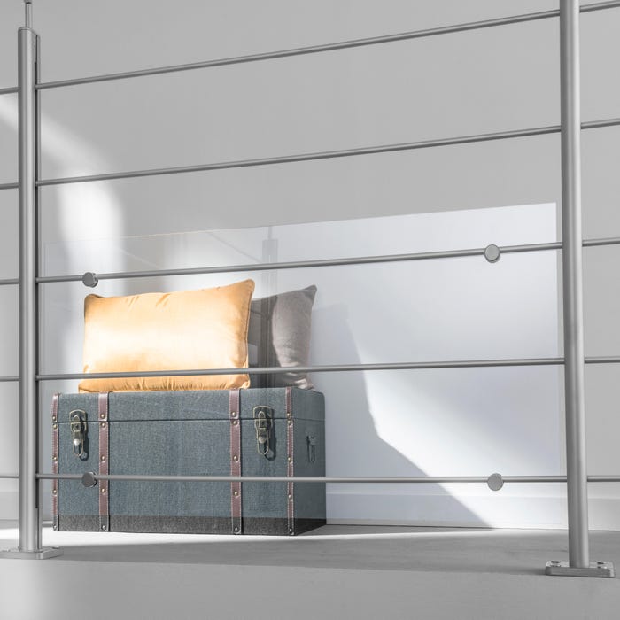 Vidrio protector para barandilla interior y exterior.
