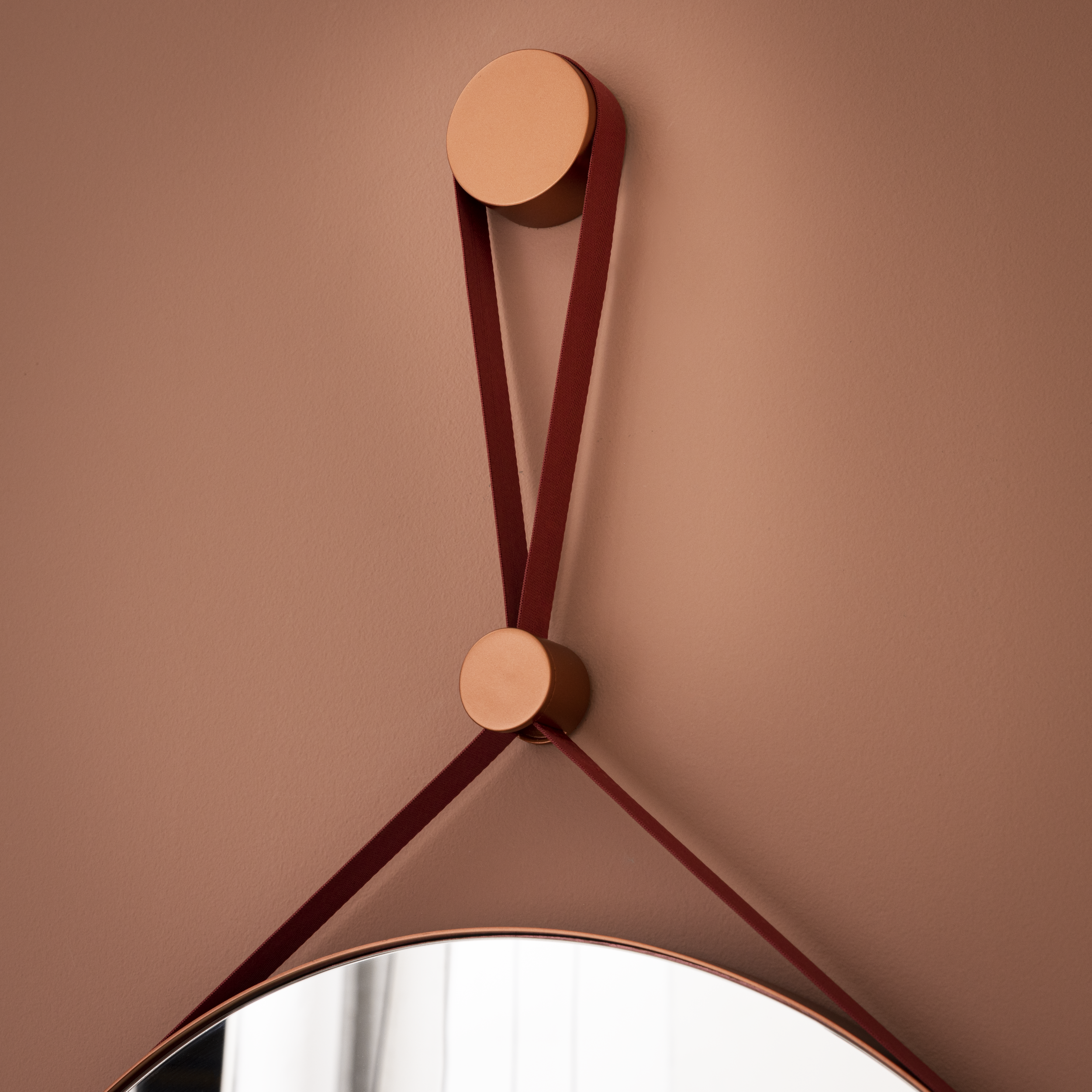 Espejo enmarcado de pared redondo Chana metal cobre brillante INSPIRE de 55 cm de diámetro - 8