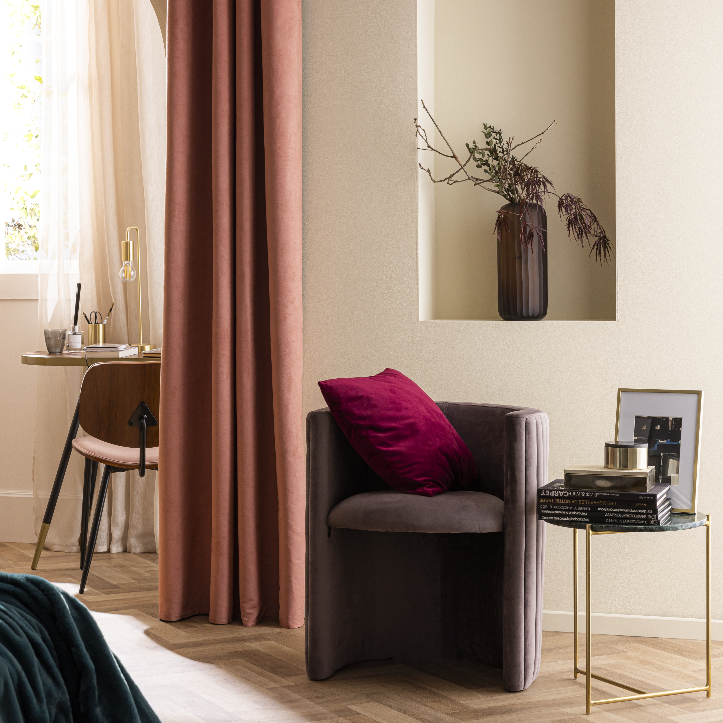 Lampka stołowa Lina złota E27 Inspire - 6